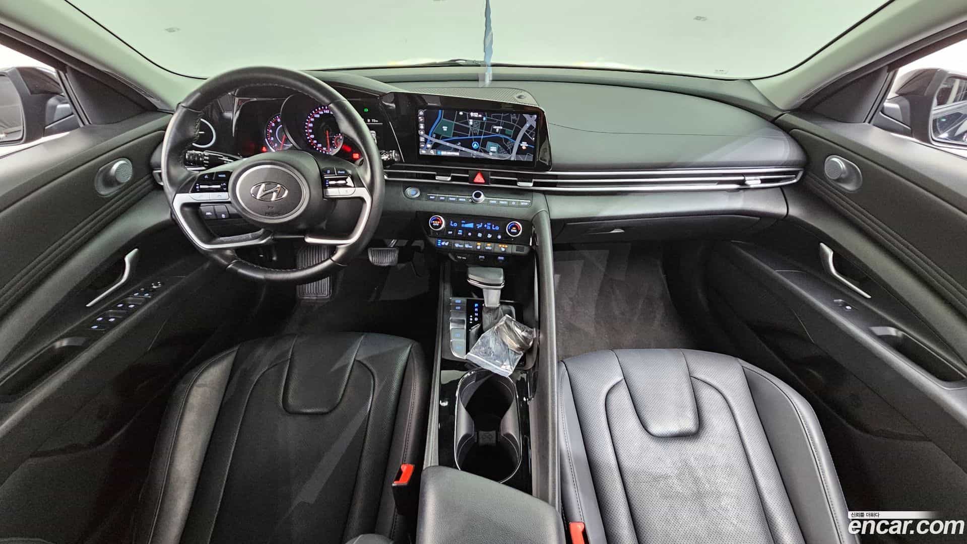 AVANTE Hyundai 2020.10-INNER-007