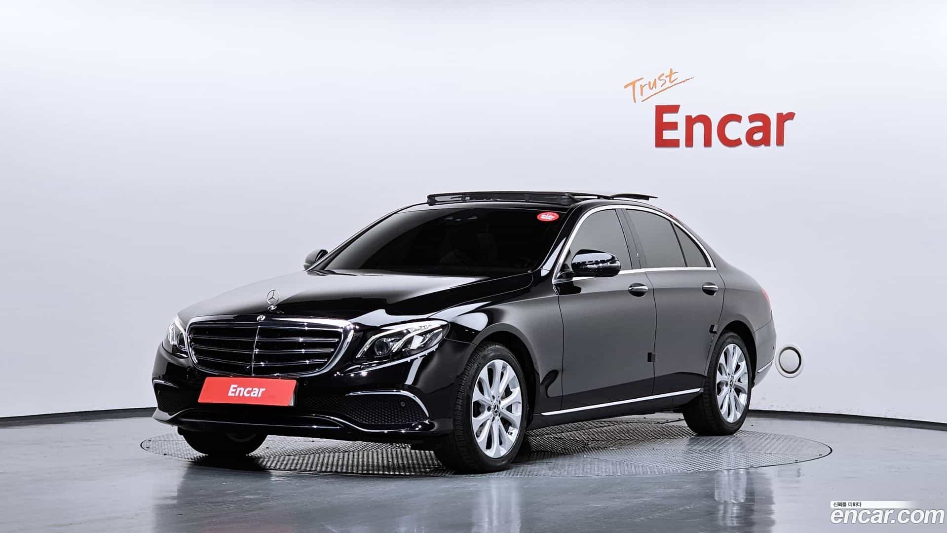 E-Class Mercedes-Benz 2019.5-OUTER-001