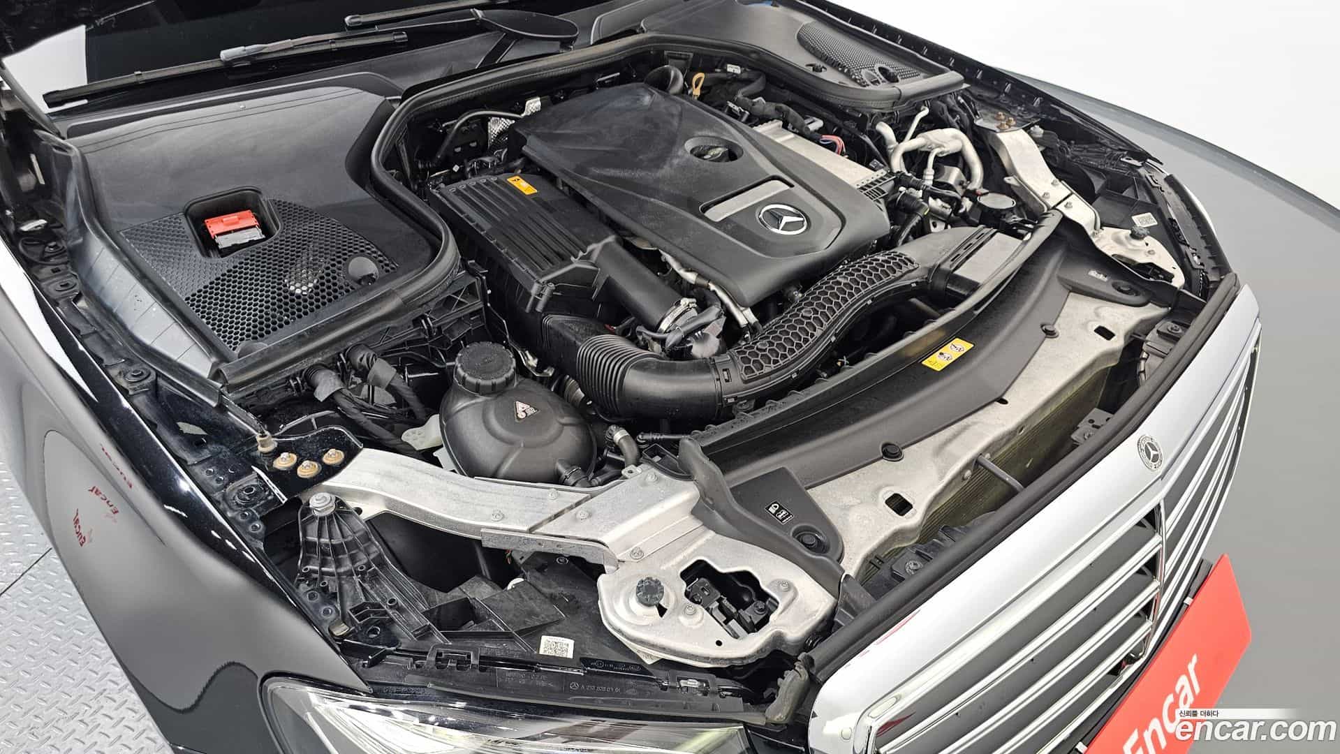 E-Class Mercedes-Benz 2019.5-OUTER-006