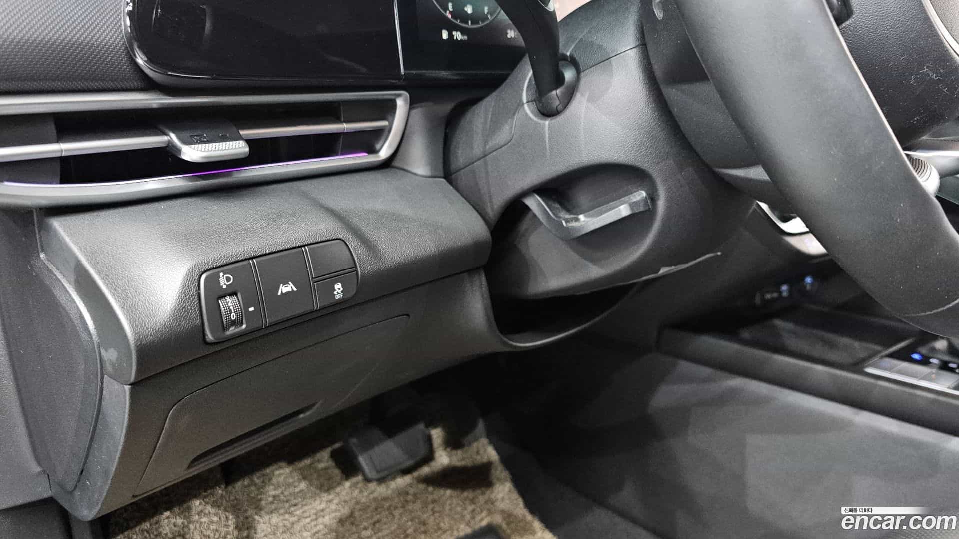 AVANTE Hyundai 2021.0-OPTION-022