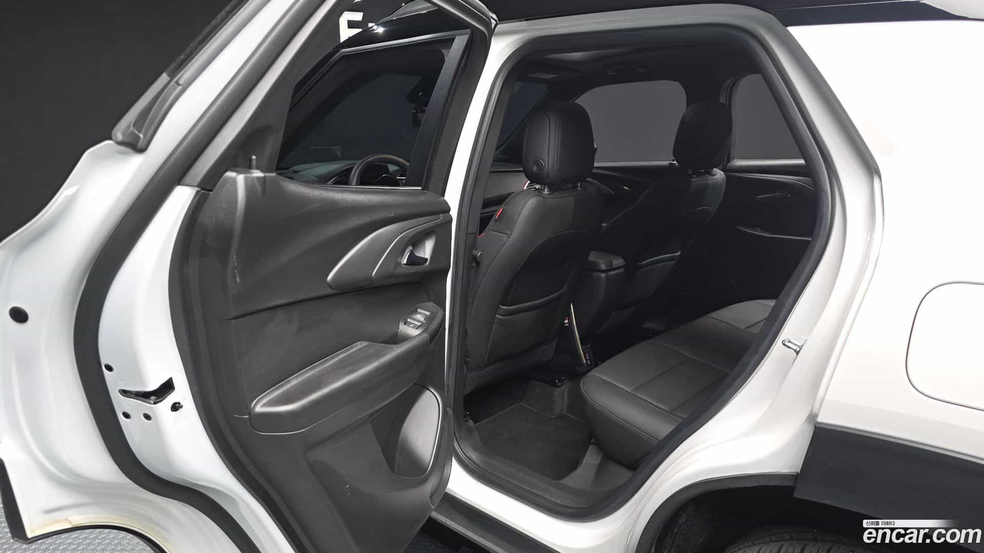 Trailblazer Chevrolet 2022.3-INNER-036