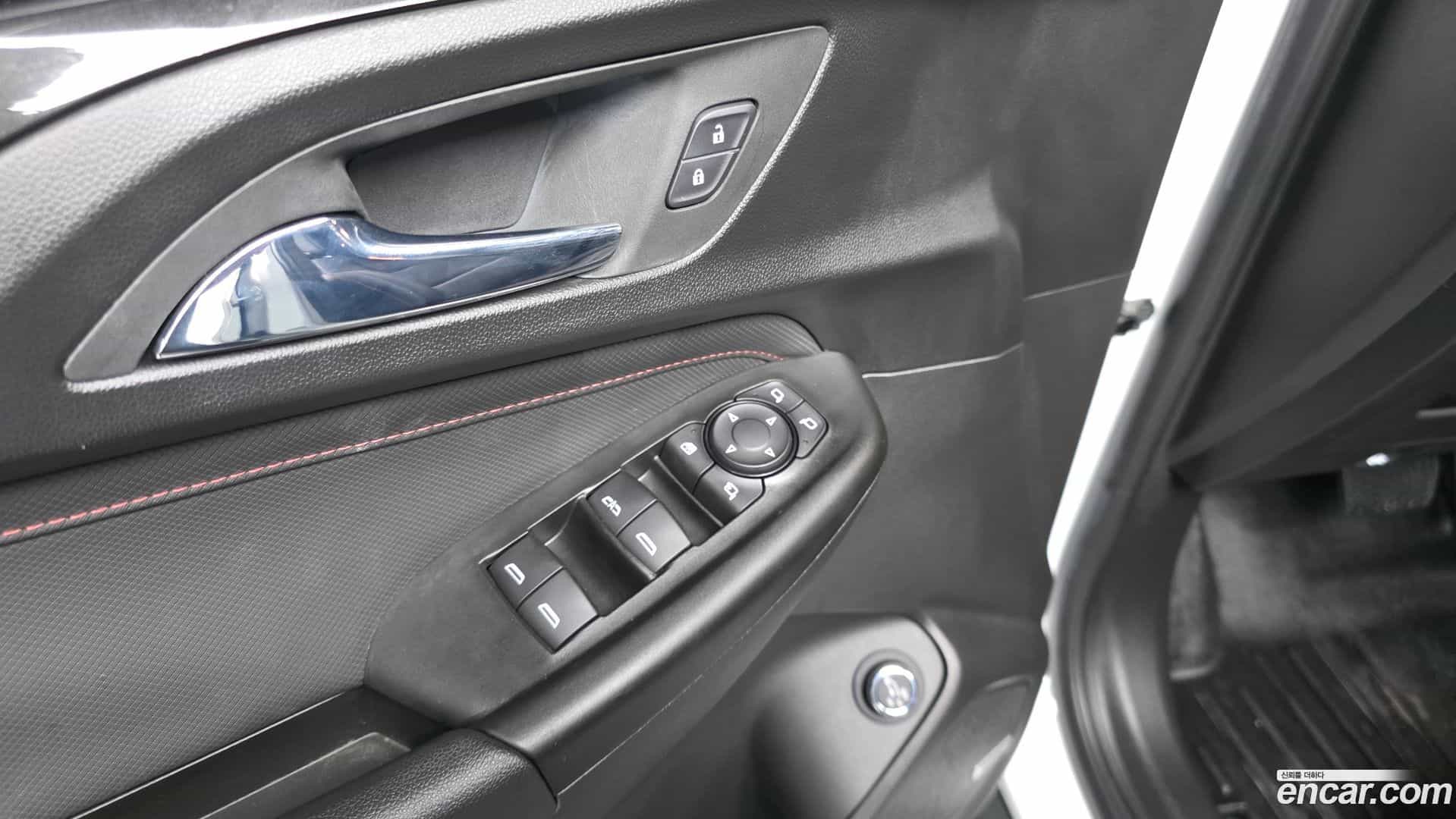 Trailblazer Chevrolet 2022.3-OPTION-042