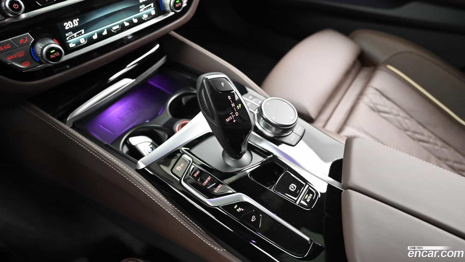 5-Series BMW 2023.5-INNER-009