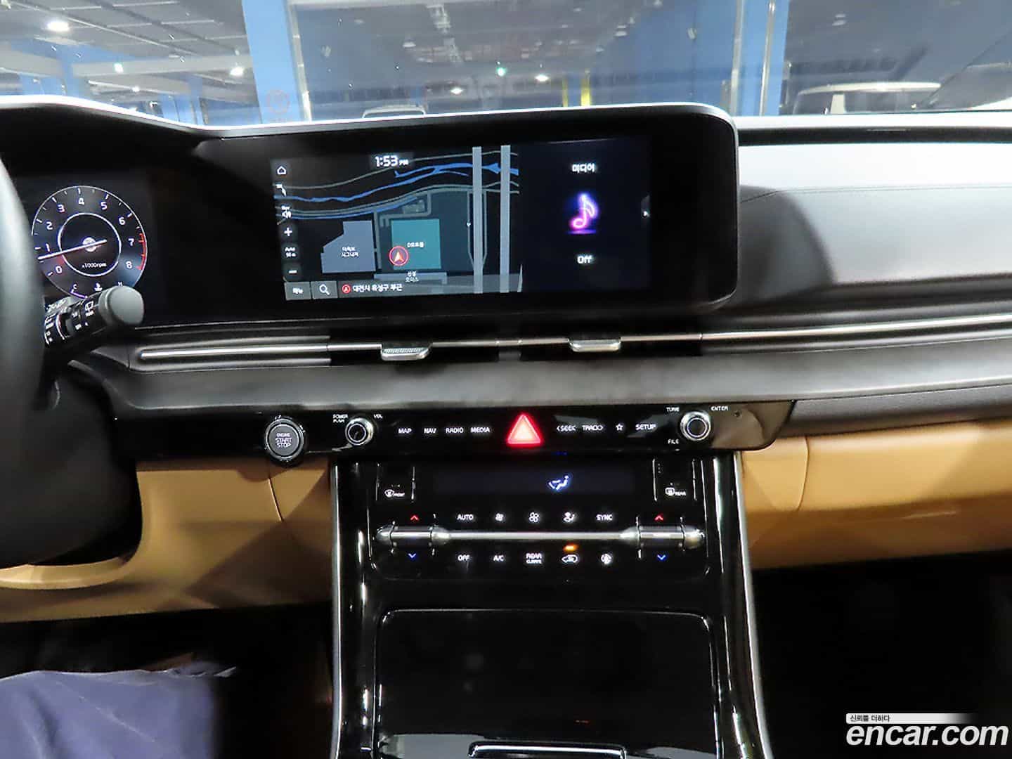 Canival Kia 2022.6-OPTION-015