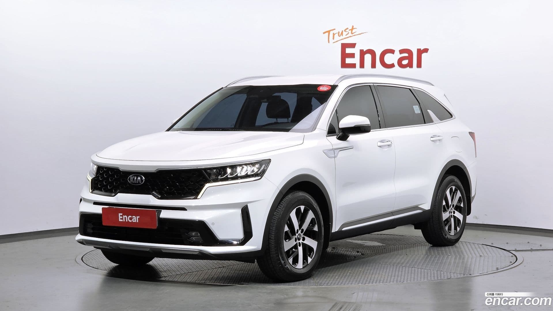 Main__Slider__Photo:Sorento Kia 2020.7-0