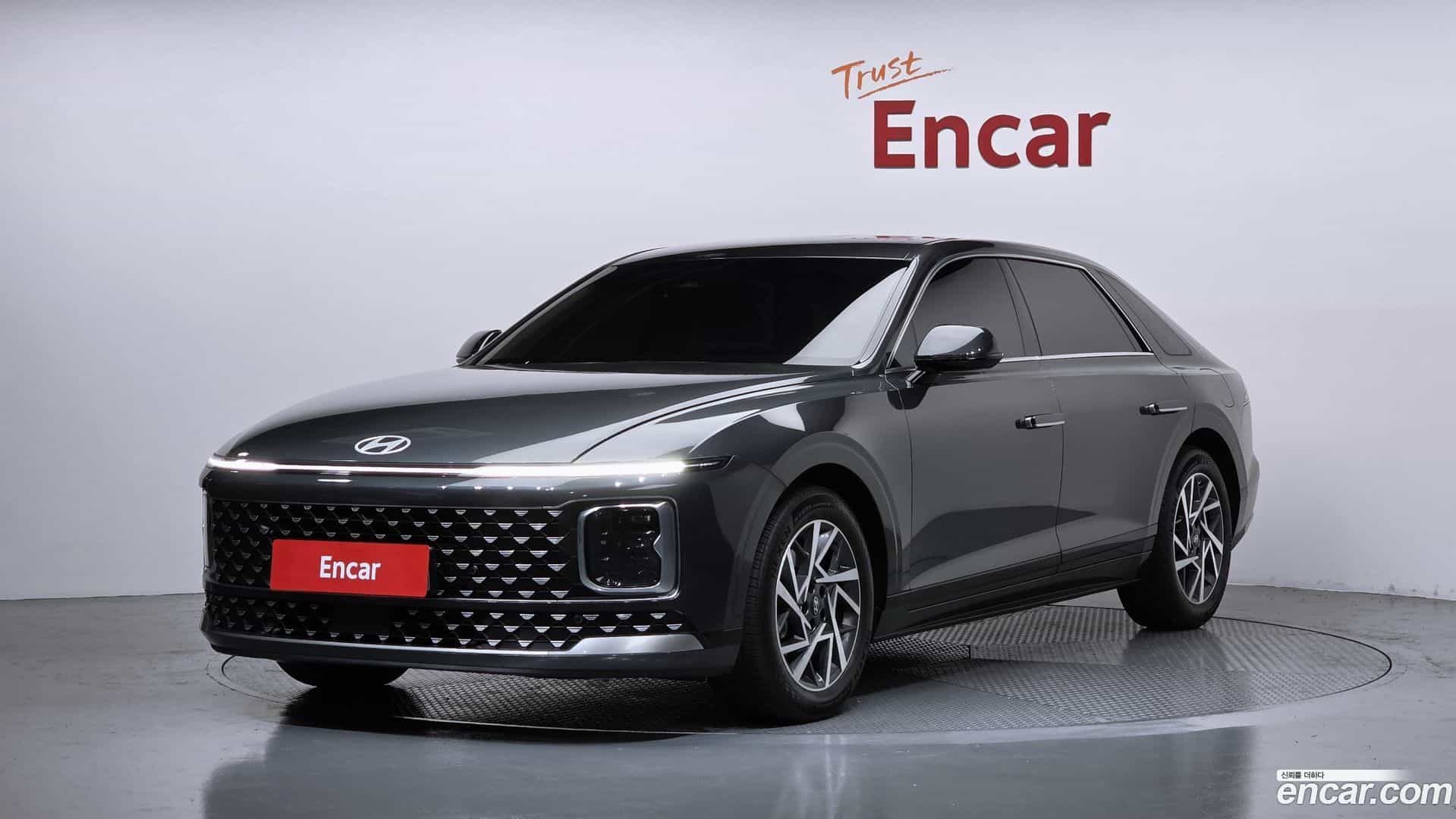 Grandeur Hyundai 2024.8-OUTER-001
