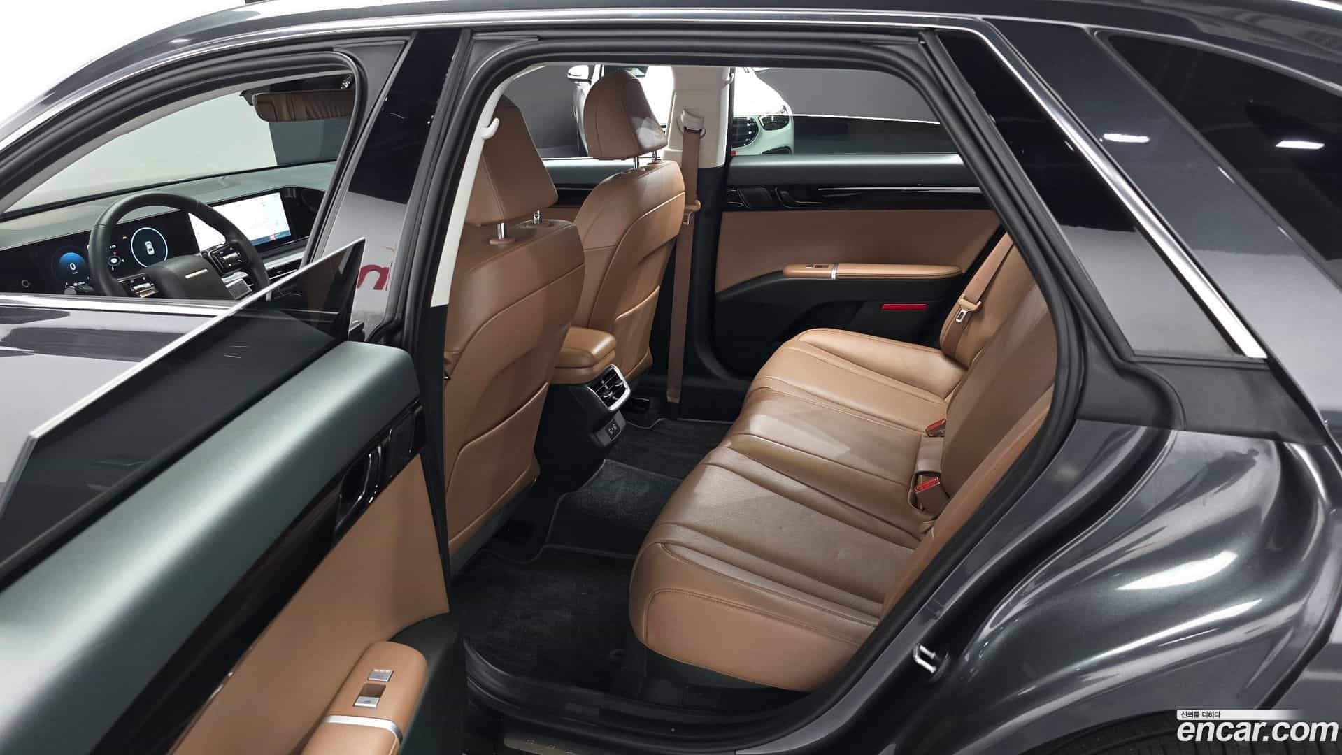 Grandeur Hyundai 2024.8-OPTION-016