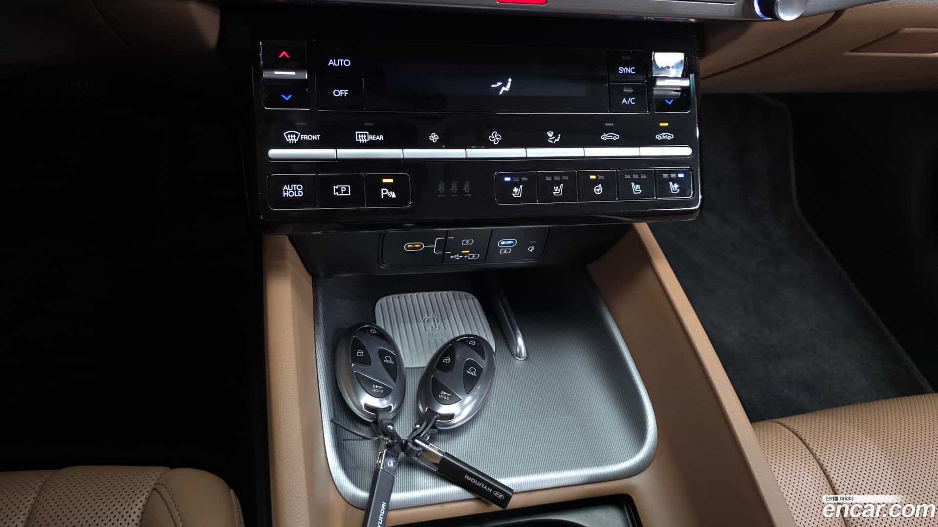 Grandeur Hyundai 2024.8-OPTION-021