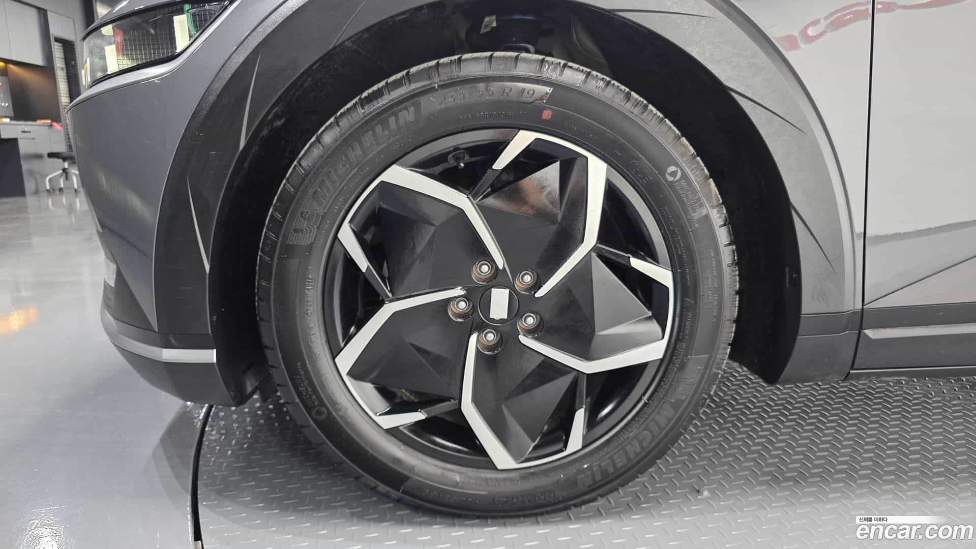 Ioniq5 Hyundai 2023.4-OUTER-005