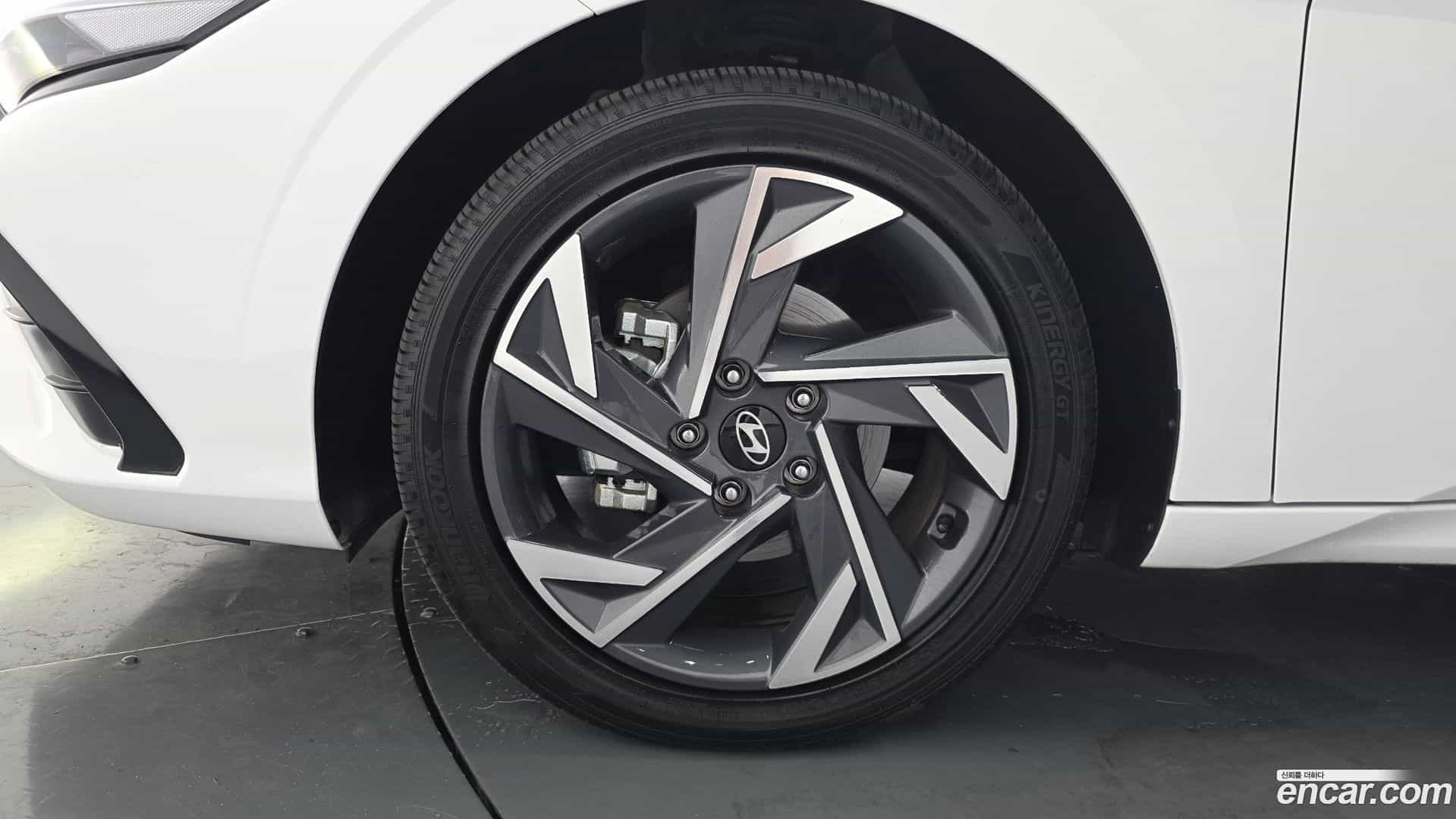 AVANTE Hyundai 2025.5-OUTER-005