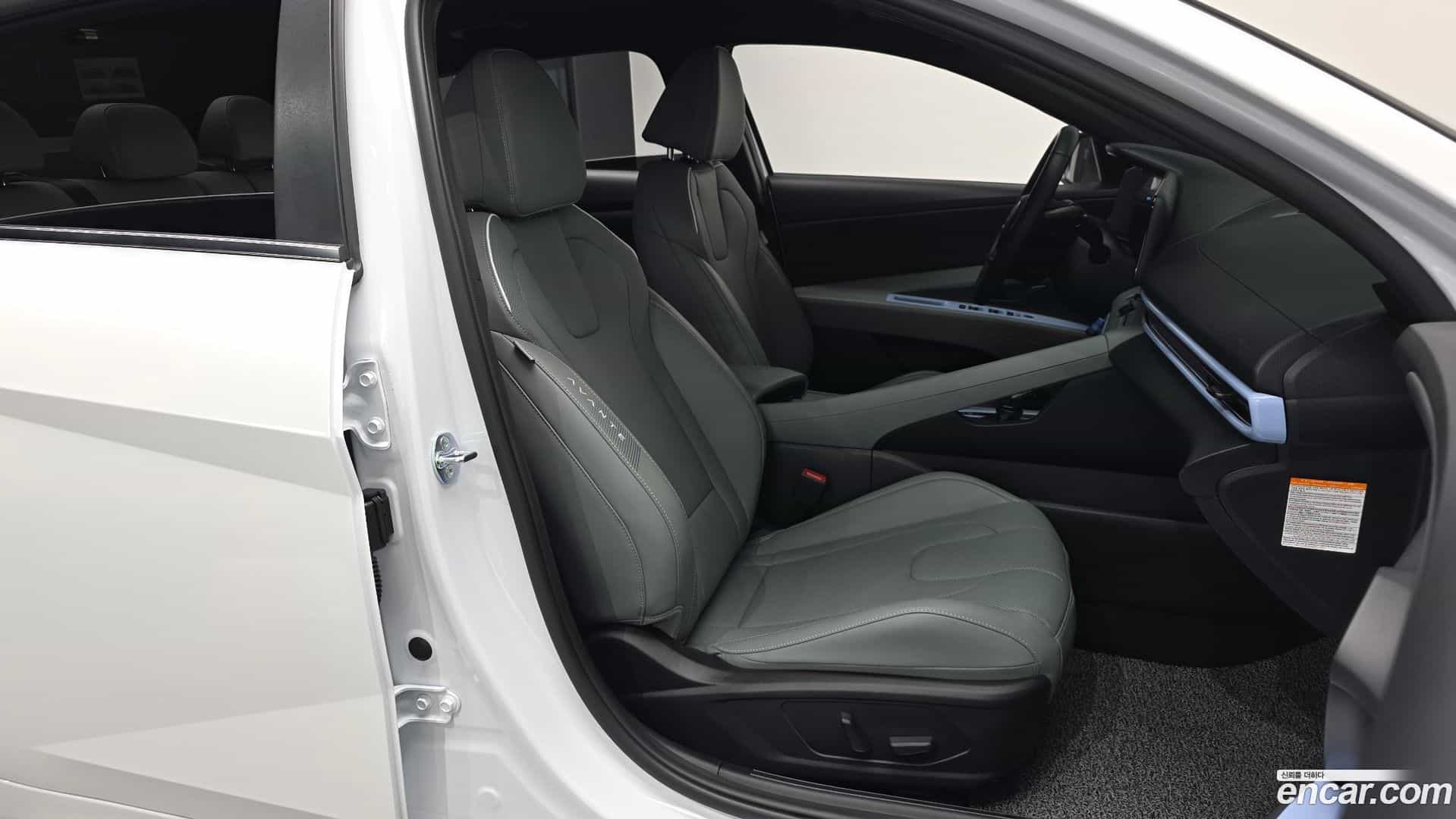 AVANTE Hyundai 2025.5-OPTION-015