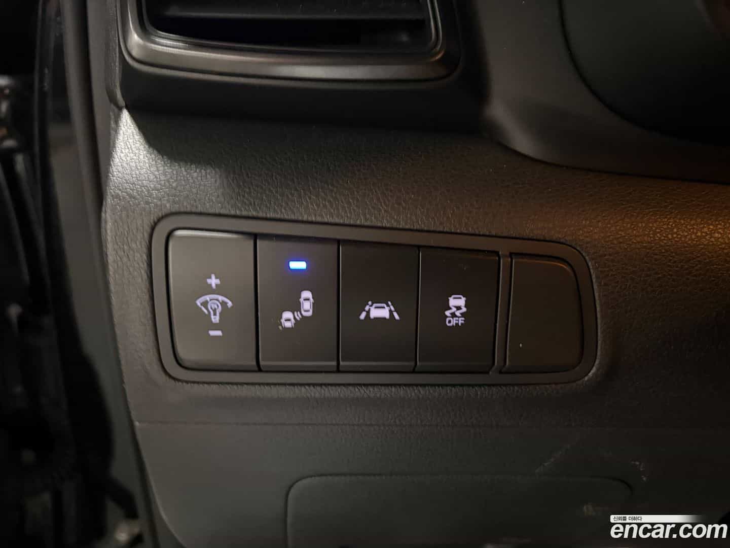Tucson Hyundai 2019.2-INNER-009