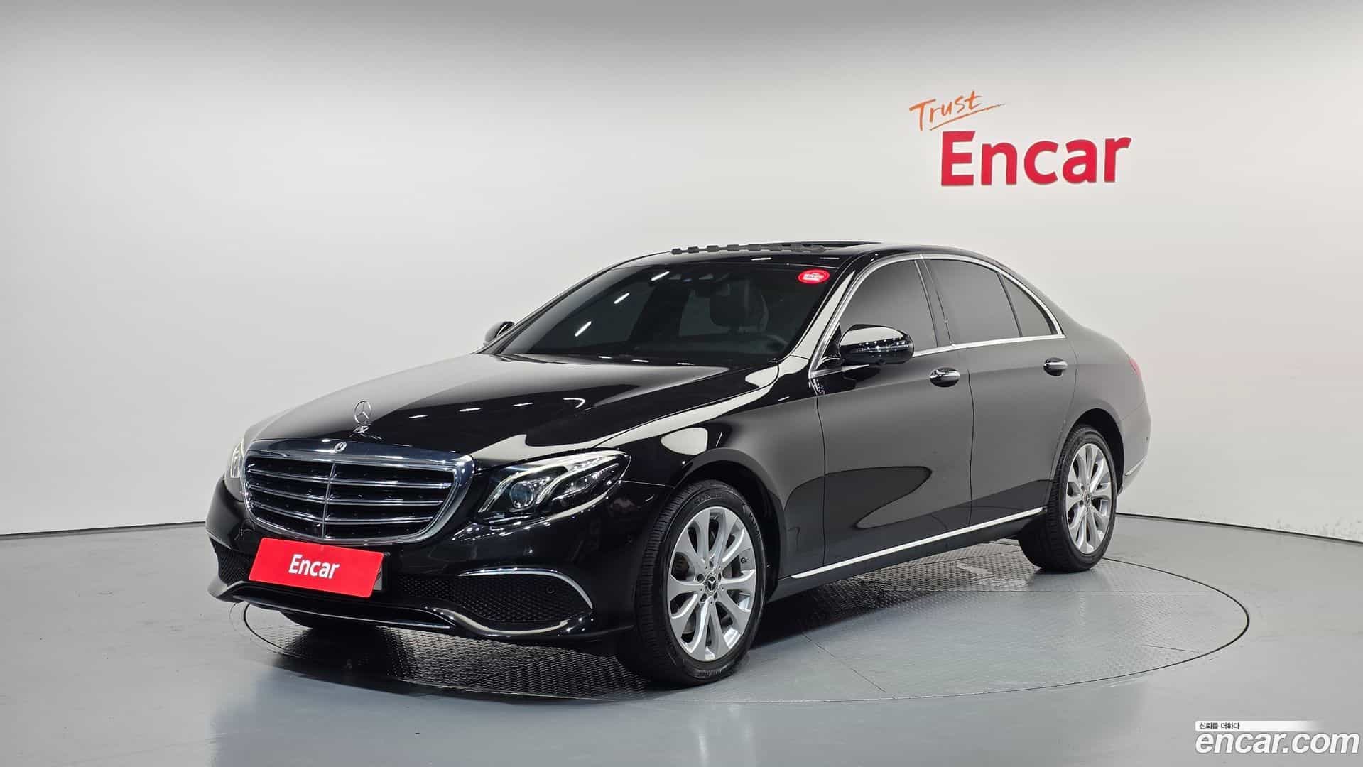 E-Class Mercedes-Benz 2018.11-OUTER-001