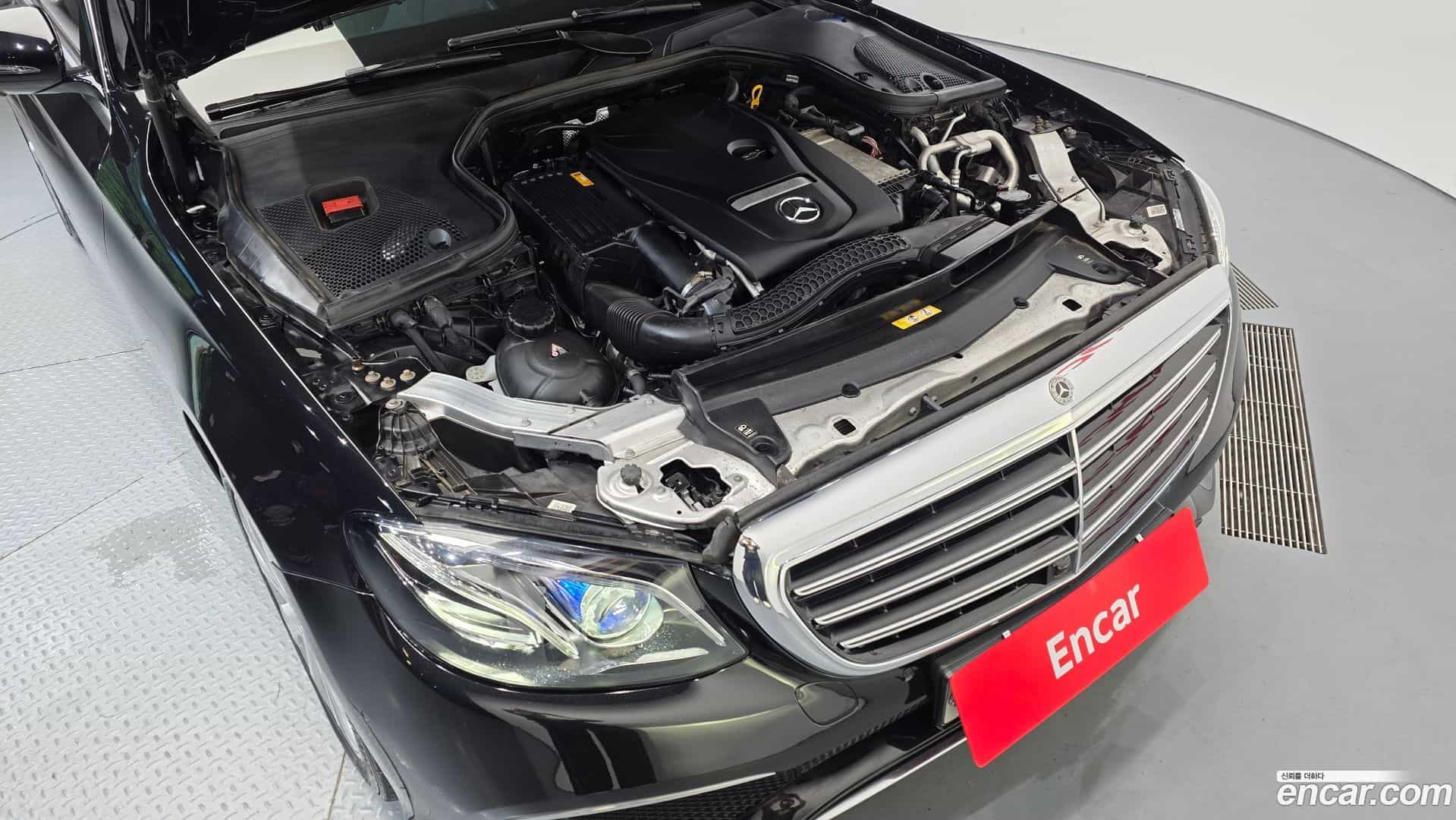 E-Class Mercedes-Benz 2018.11-OUTER-006