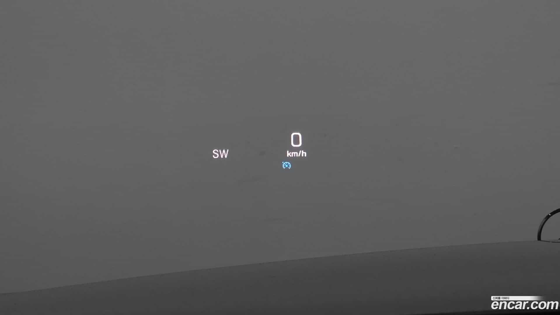 E-Class Mercedes-Benz 2018.11-OPTION-019