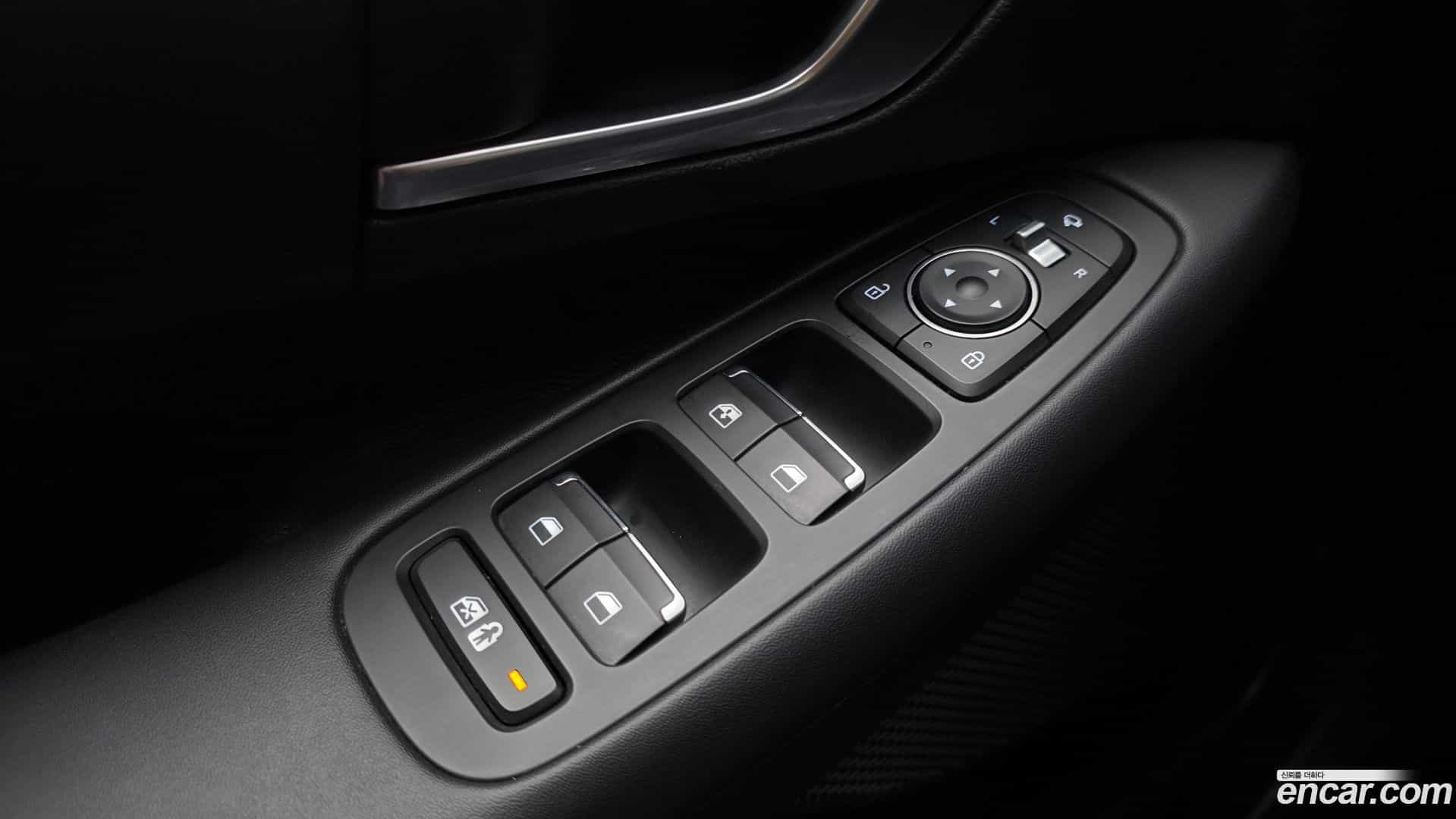 Sonata Hyundai 2019.4-OPTION-024