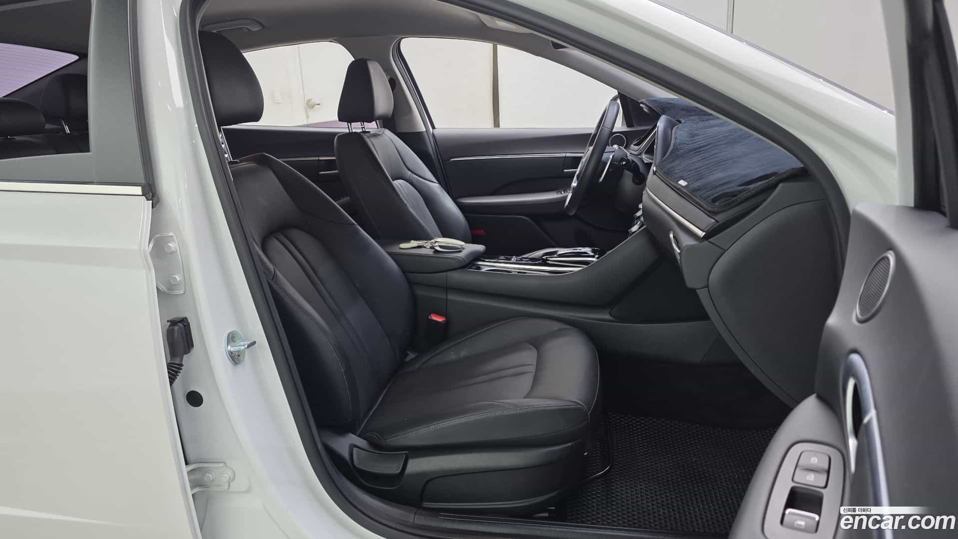 Sonata Hyundai 2019.4-INNER-036