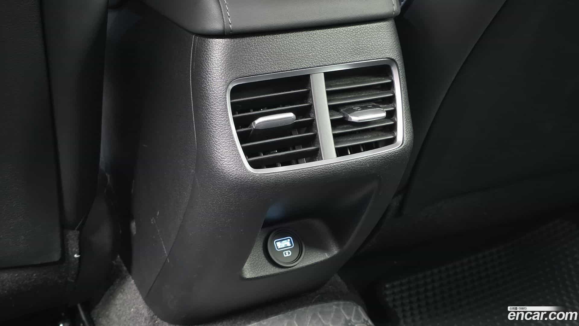 Sonata Hyundai 2019.4-OPTION-041