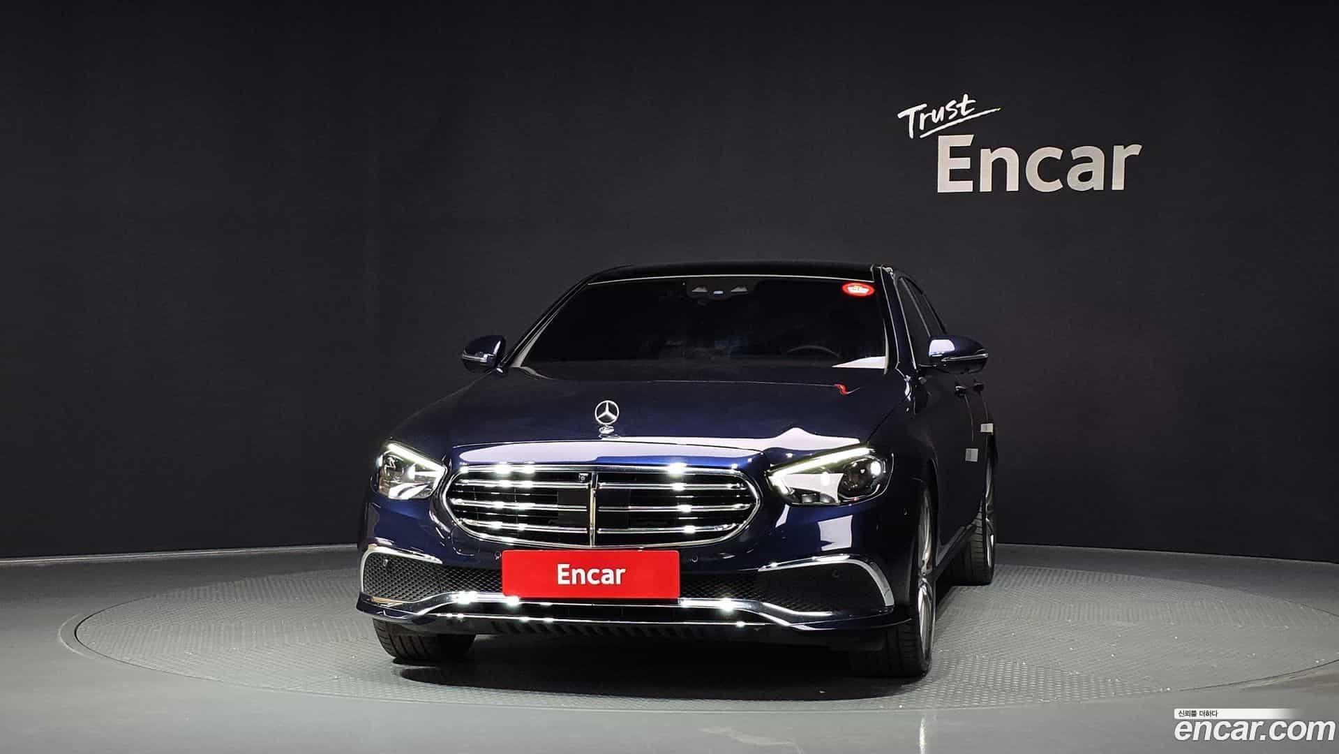 E-Class Mercedes-Benz 2023.8-OUTER-003