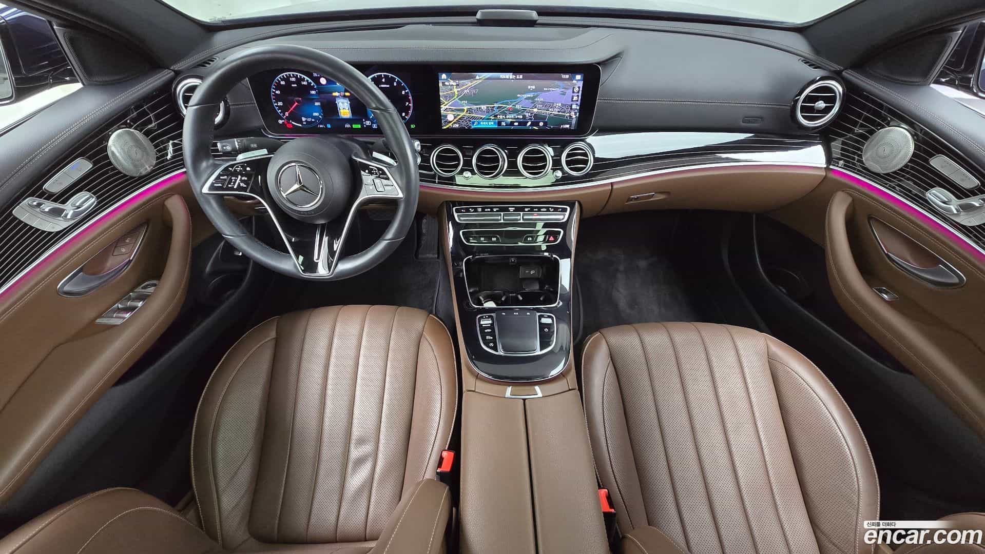 E-Class Mercedes-Benz 2023.8-INNER-007