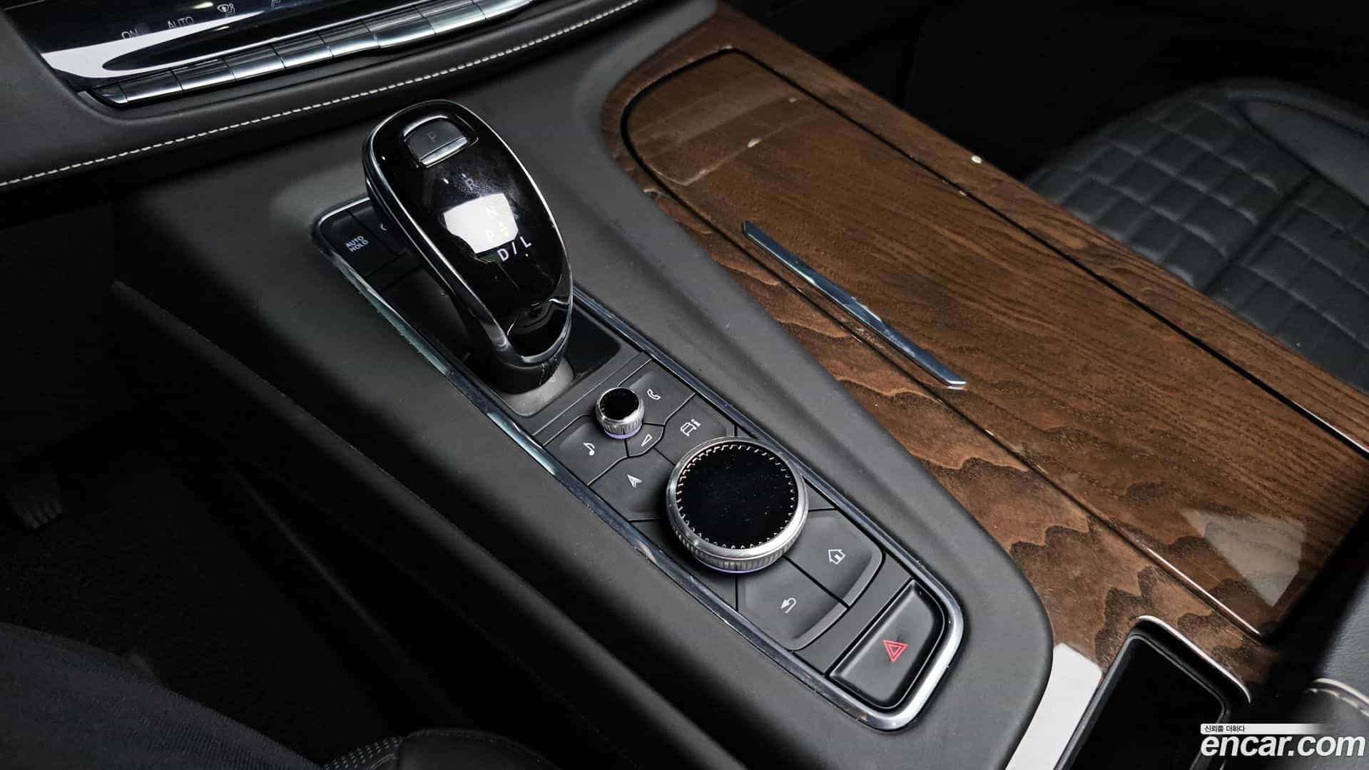 Escalade Cadillac 2023.10-INNER-009
