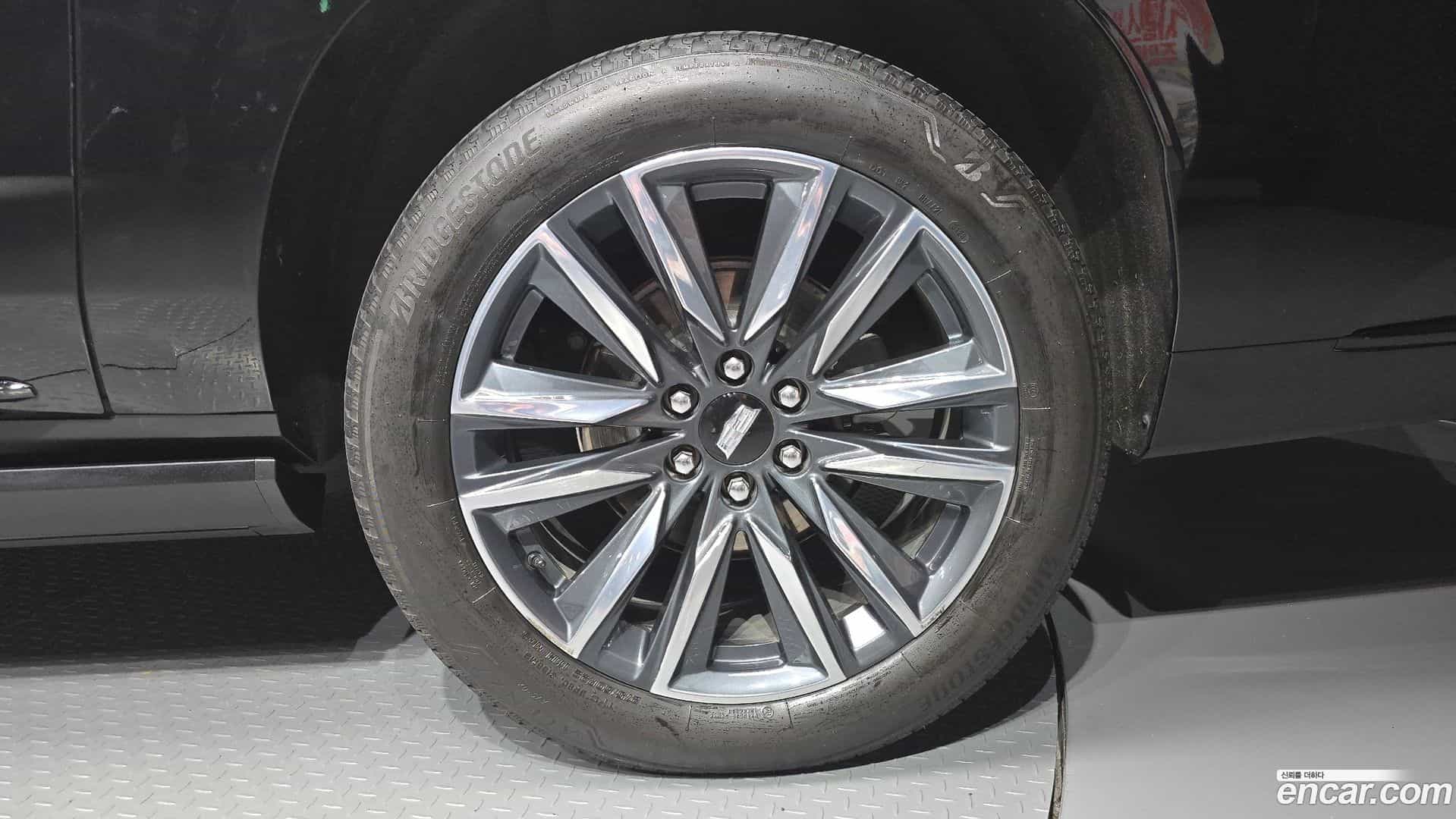 Escalade Cadillac 2023.10-OUTER-031