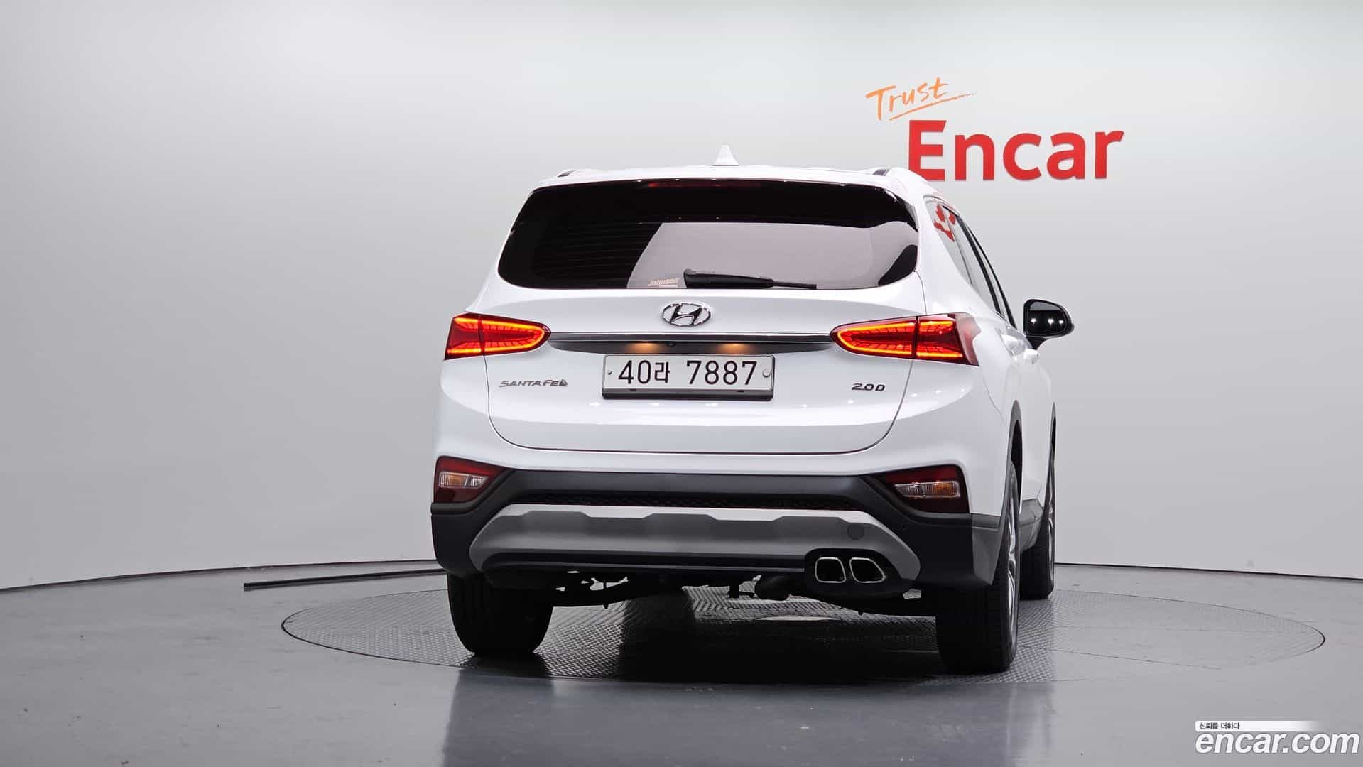 Santafe Hyundai 2018.11-OUTER-004