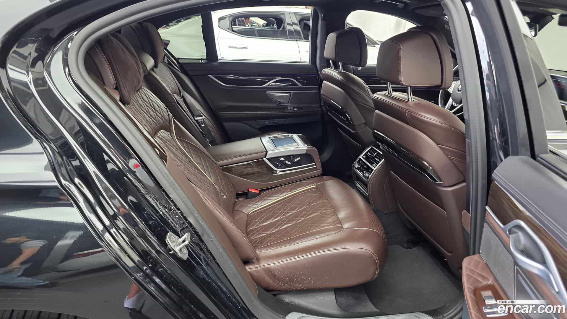 7-Series BMW 2020.10-OPTION-016