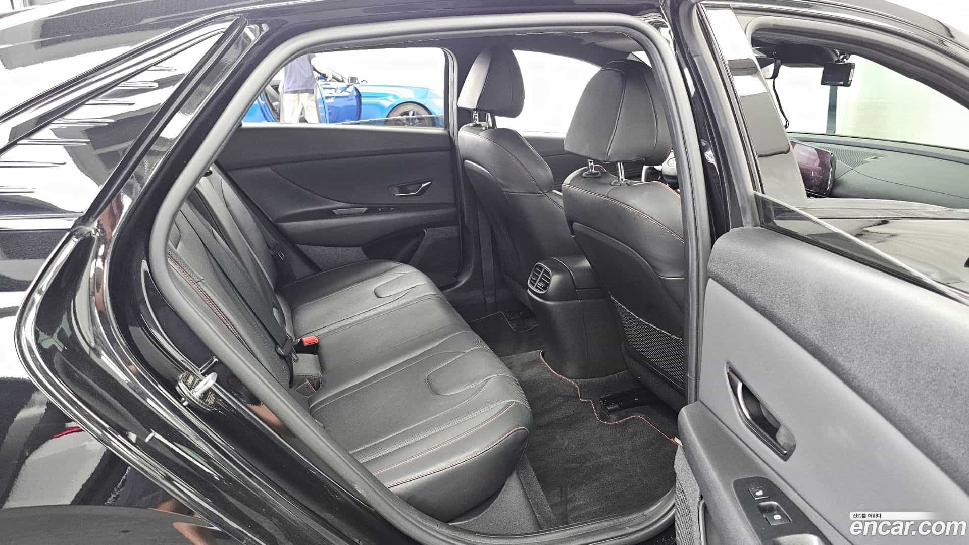 AVANTE Hyundai 2020.10-OPTION-016