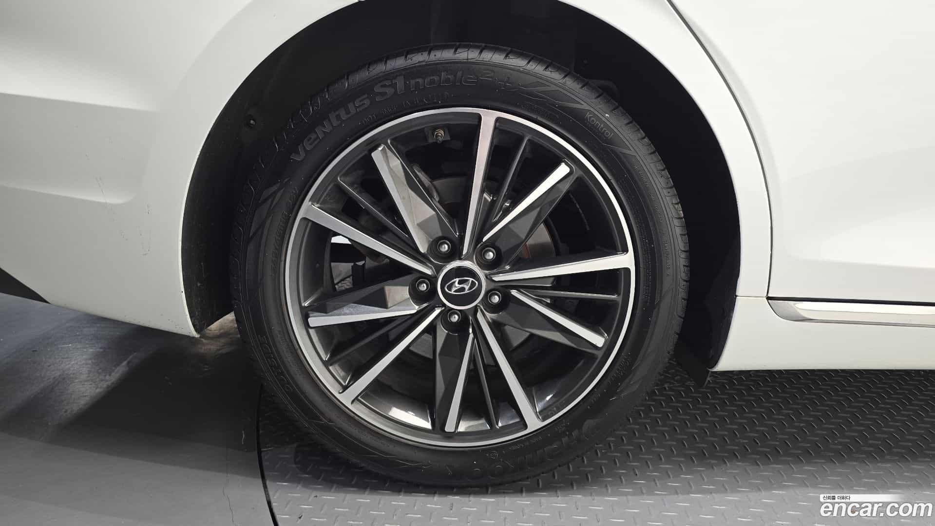 Grandeur Hyundai 2022.6-OUTER-005