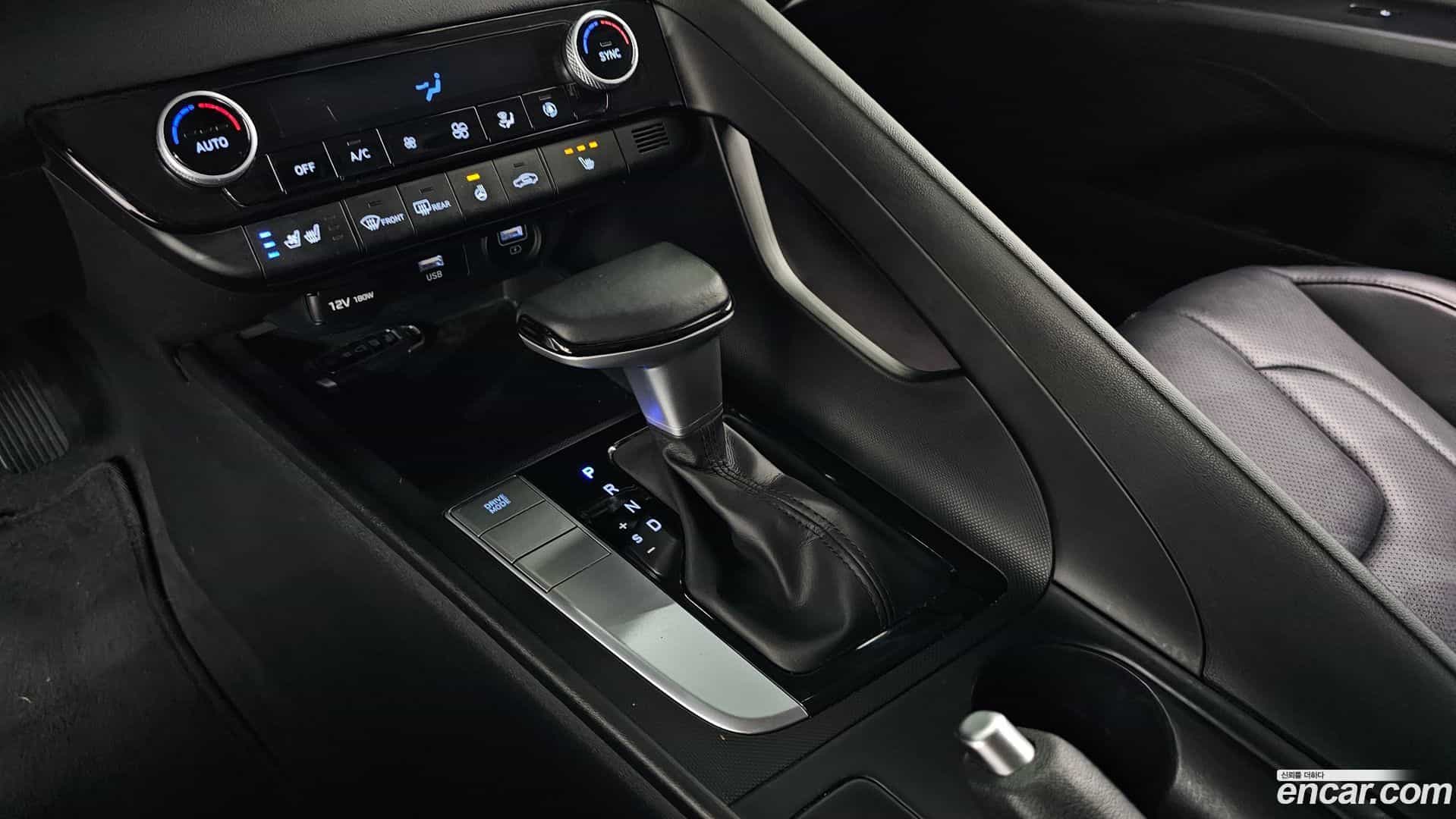 AVANTE Hyundai 2021.2-INNER-009