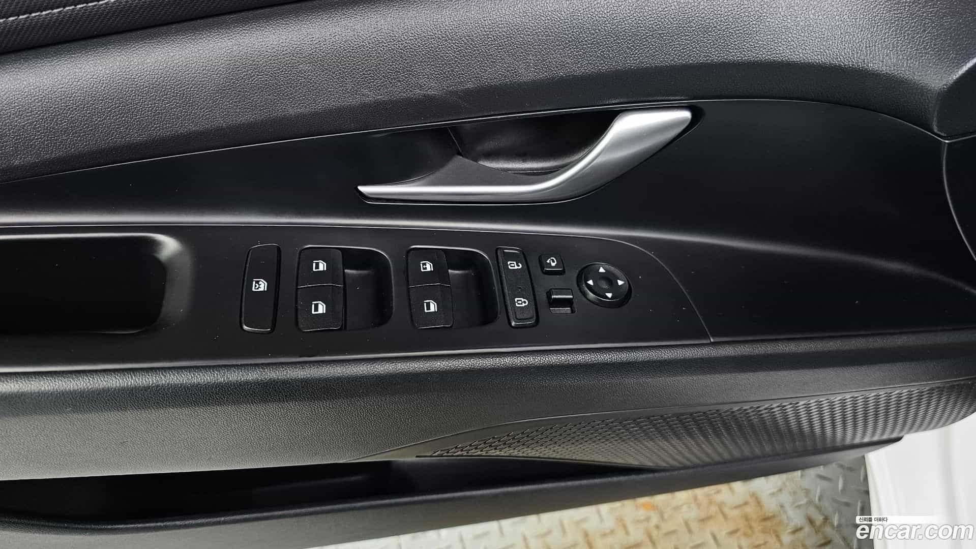 AVANTE Hyundai 2021.2-OPTION-023