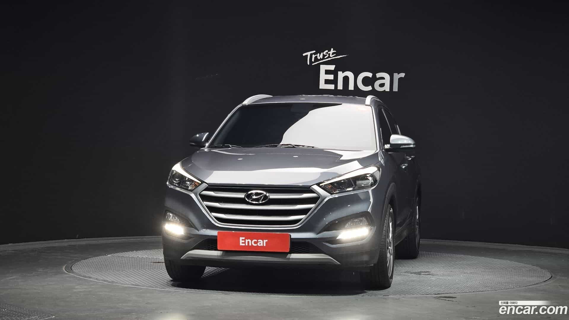 Tucson Hyundai 2017.10-OUTER-003