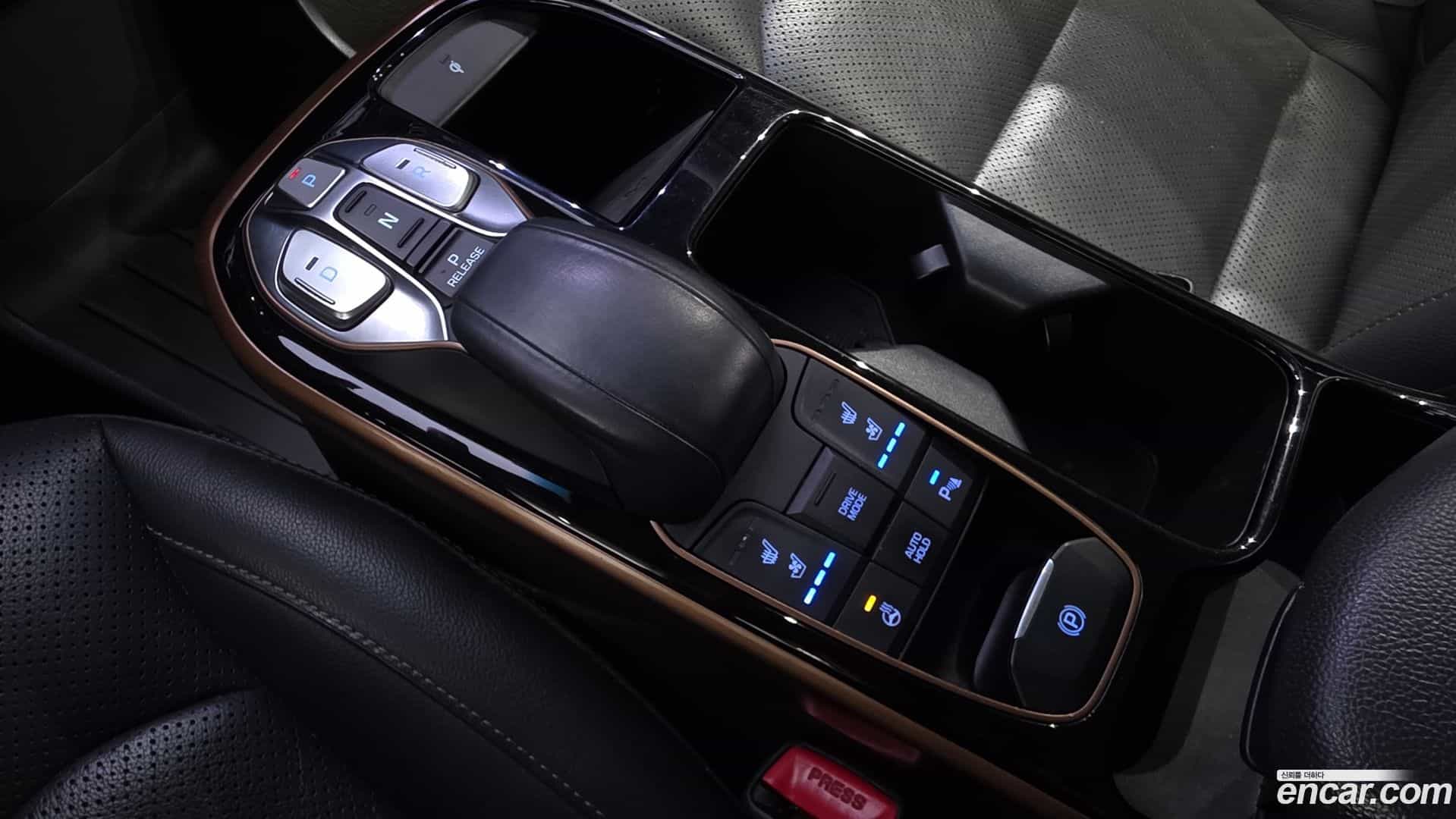 Ioniq Hyundai 2017.5-INNER-009