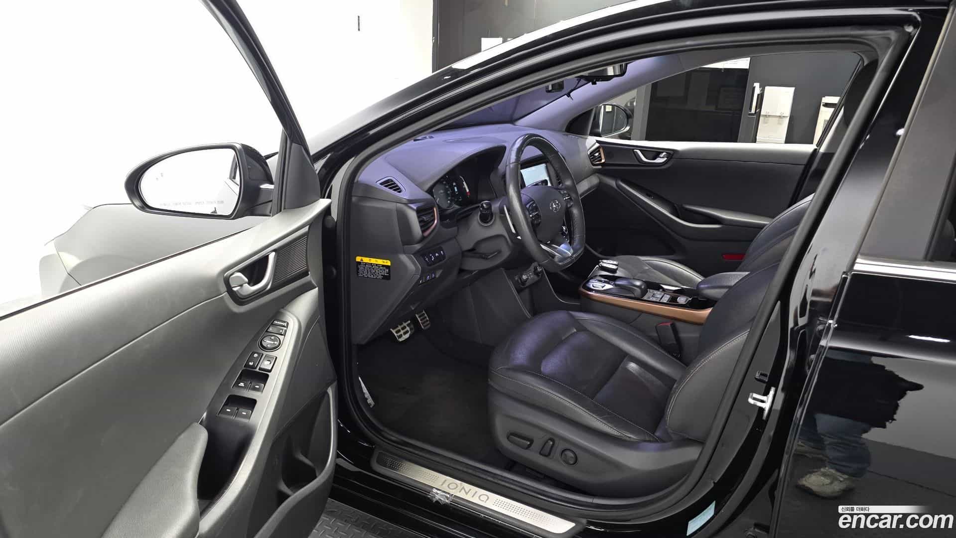 Ioniq Hyundai 2017.5-INNER-010
