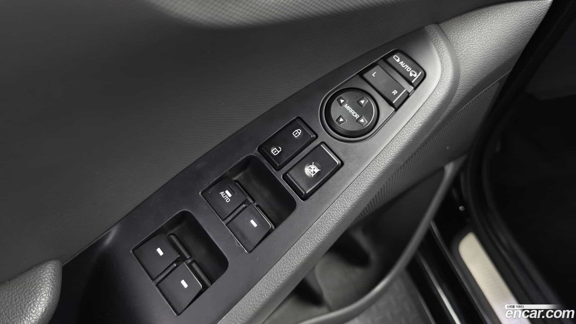 Ioniq Hyundai 2017.5-OPTION-024