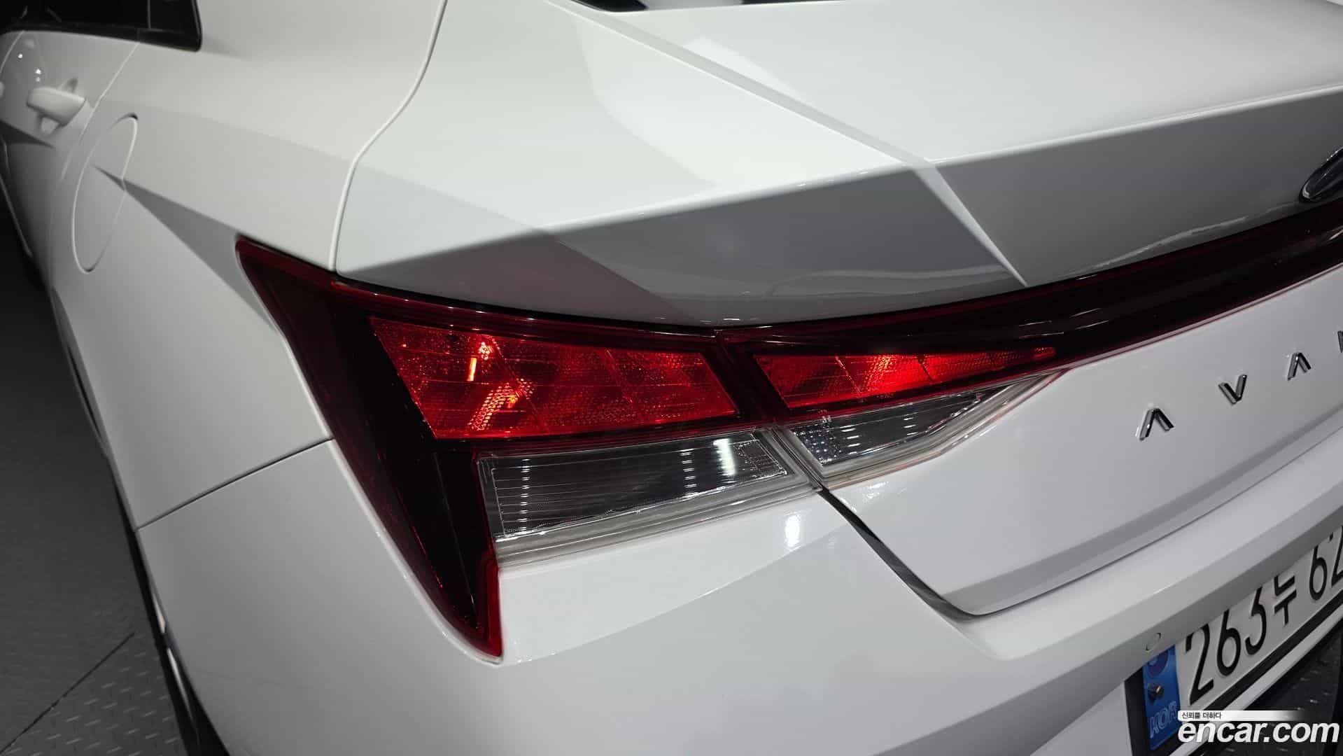 AVANTE Hyundai 2020.6-OUTER-033