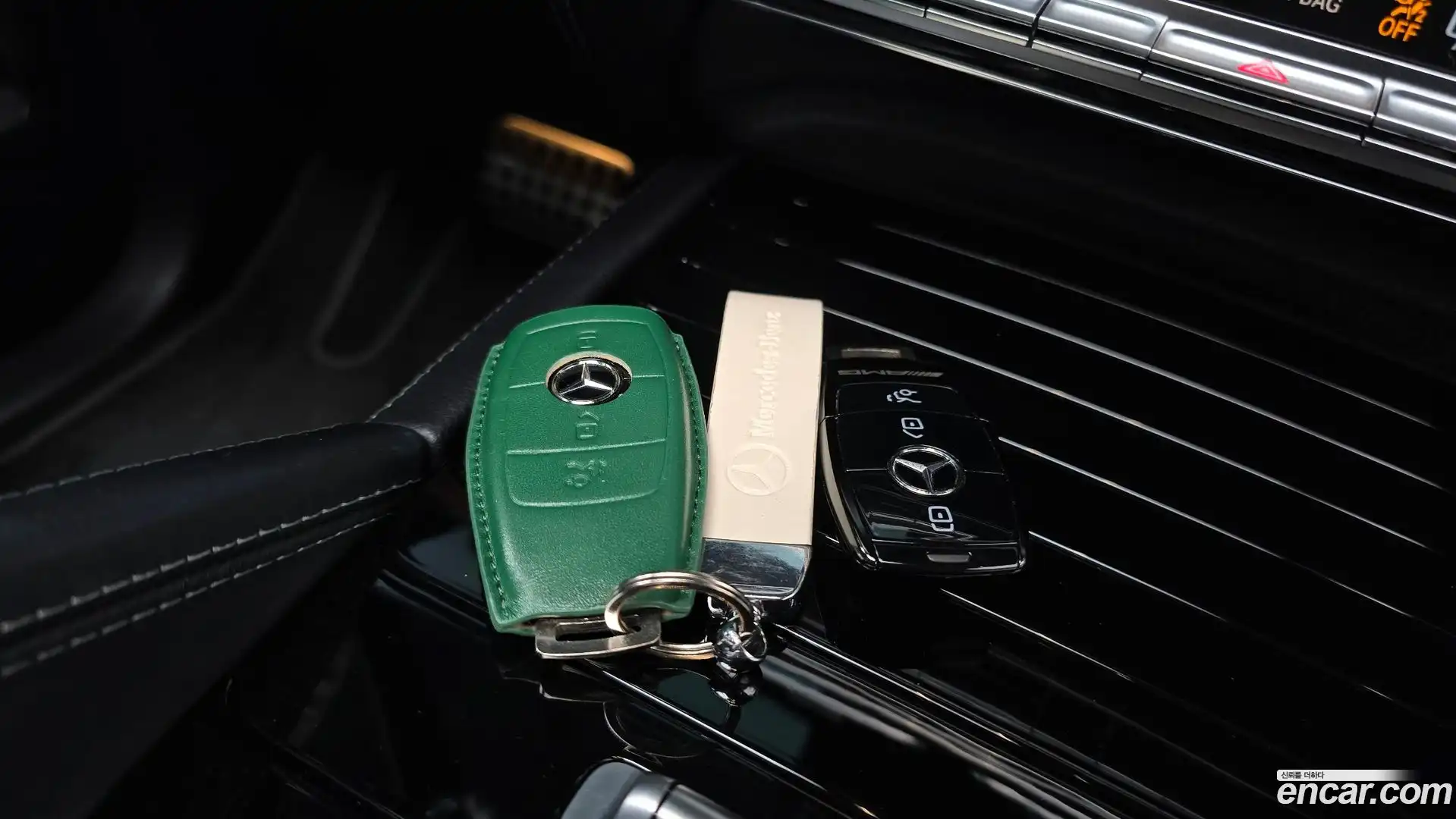 GLE-Class Mercedes-Benz 2023.8-OPTION-021
