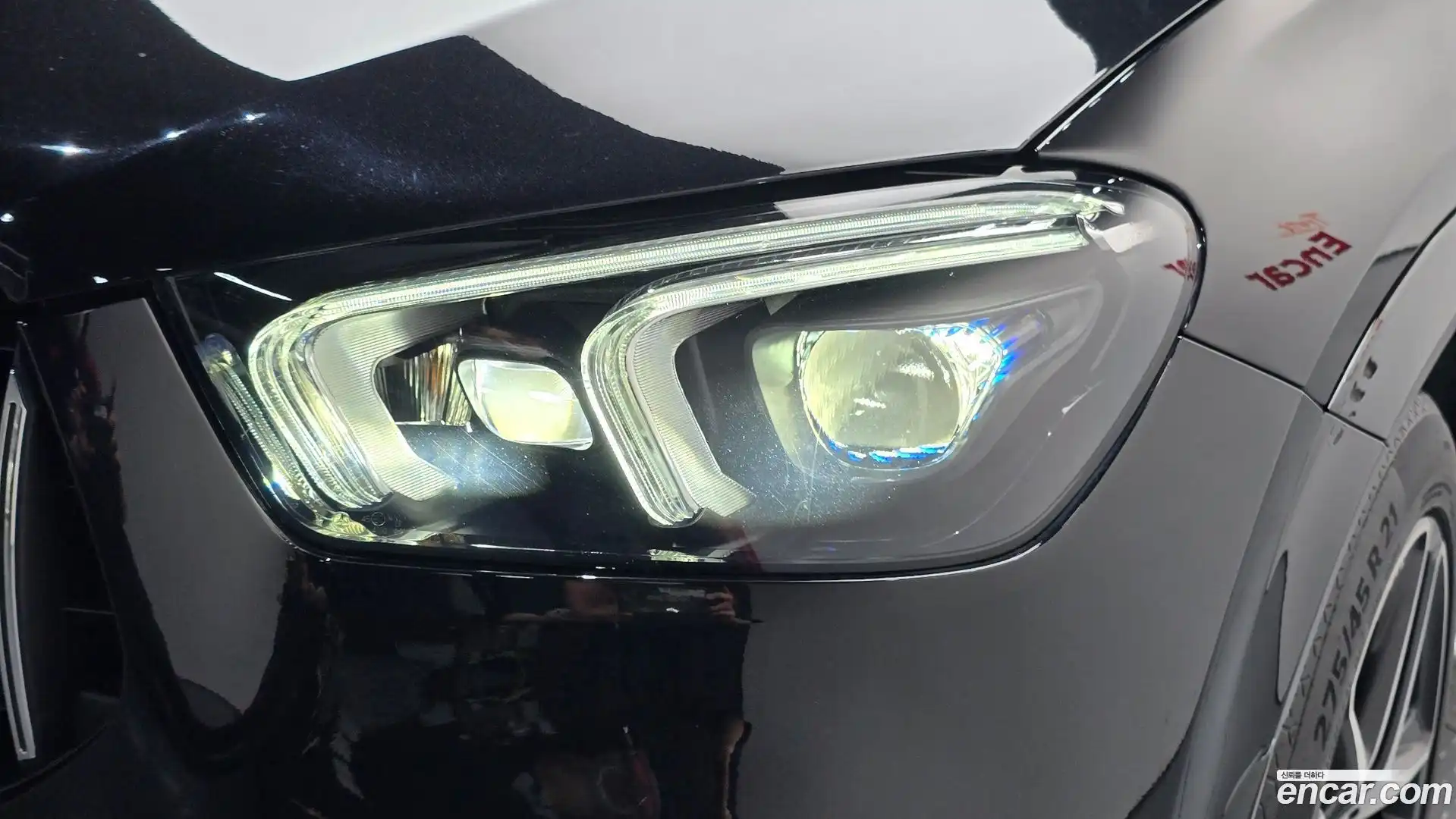 GLE-Class Mercedes-Benz 2023.8-OUTER-032