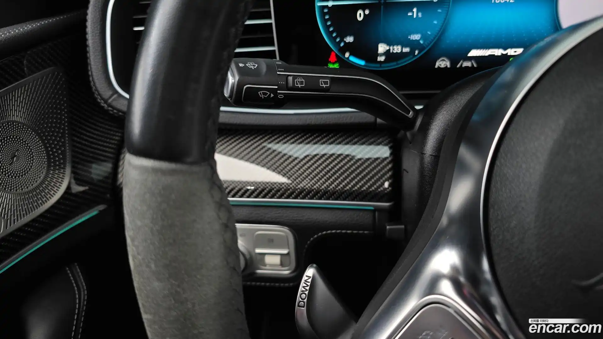 GLE-Class Mercedes-Benz 2023.8-OPTION-040