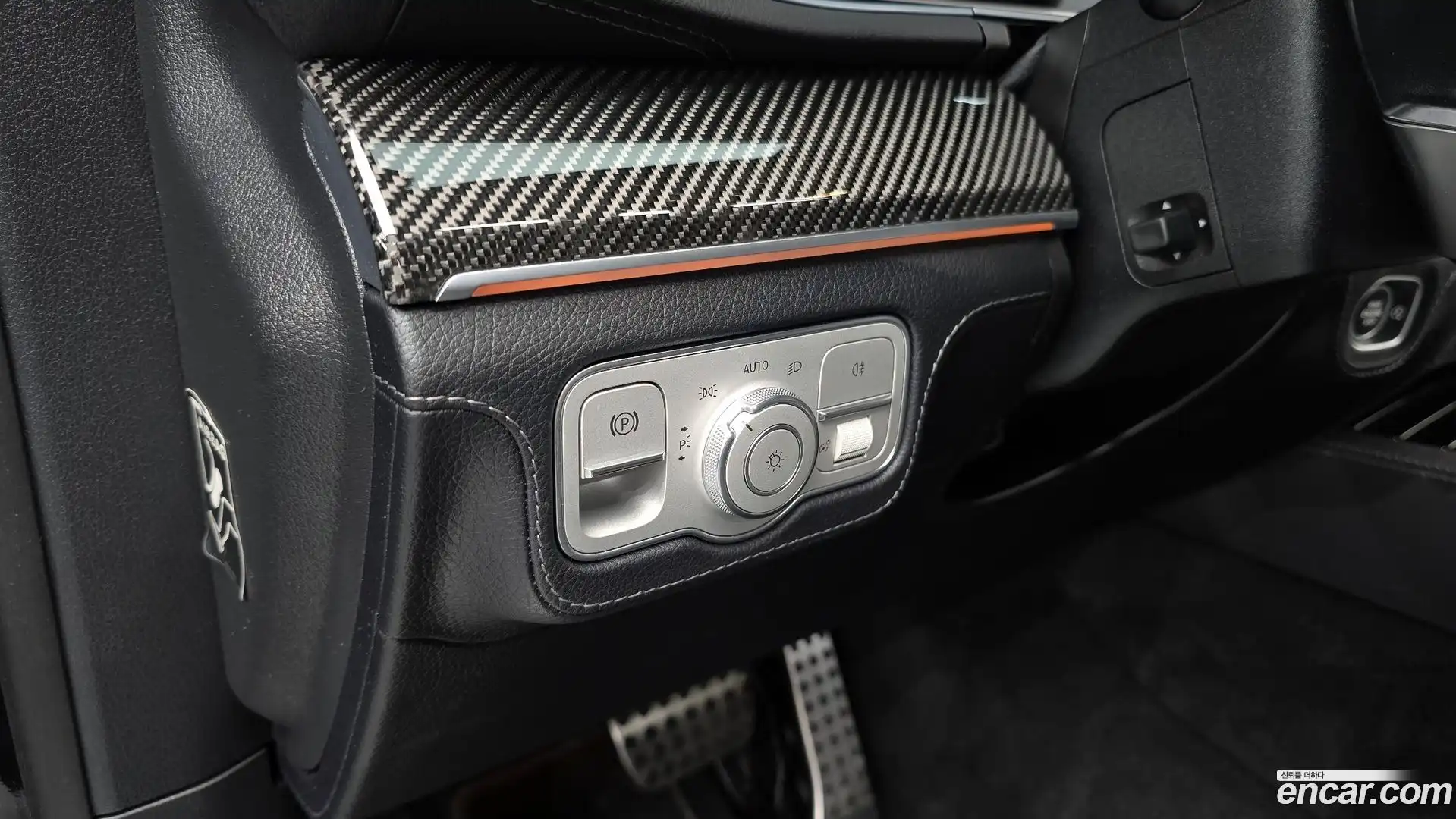 GLE-Class Mercedes-Benz 2023.8-OPTION-041