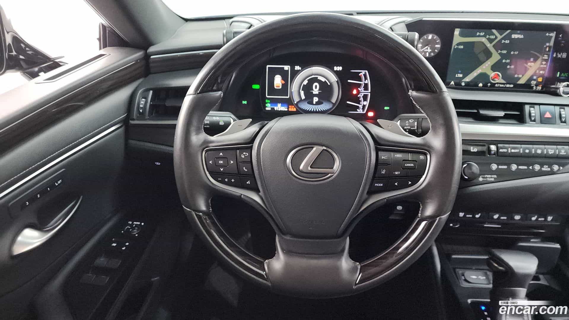 ES Lexus 2018.9-OPTION-018
