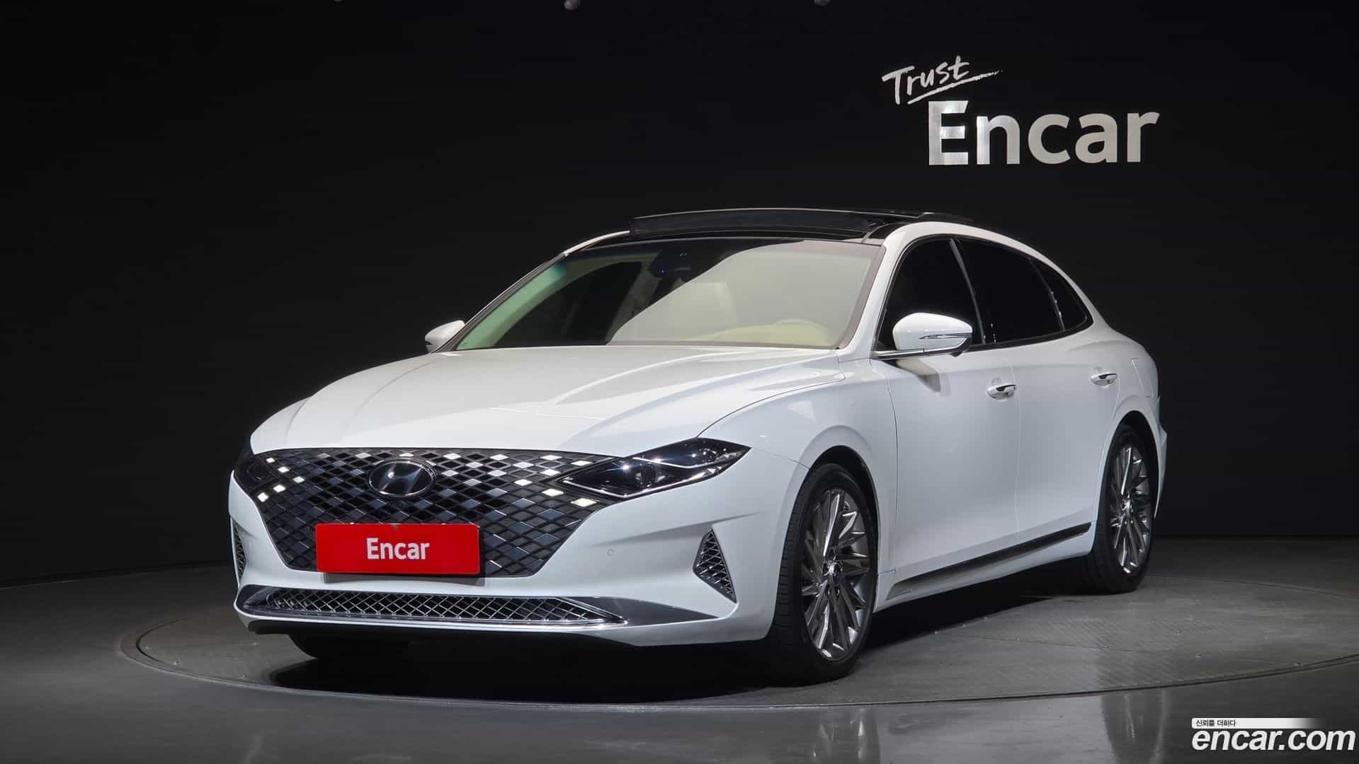 Grandeur Hyundai 2021.1-OUTER-001