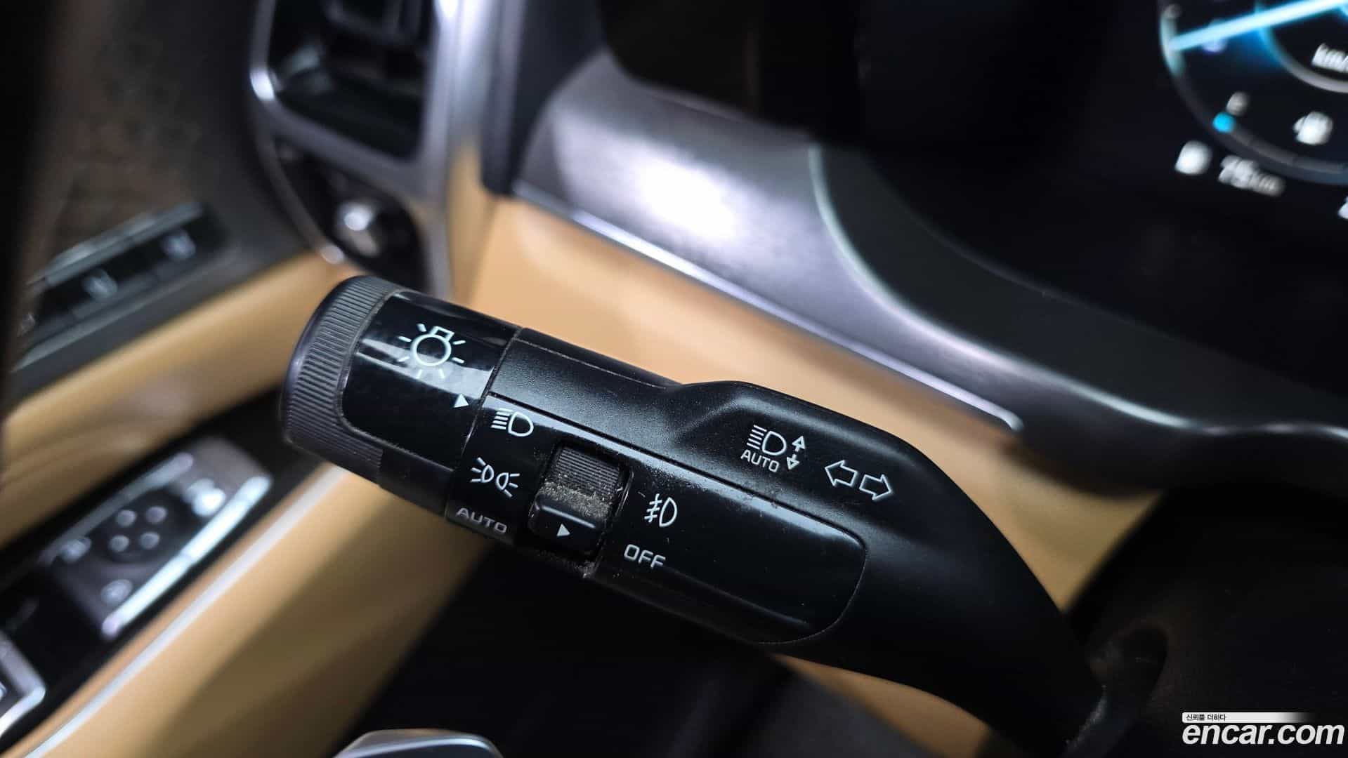 Sorento Kia 2022.4-OPTION-041