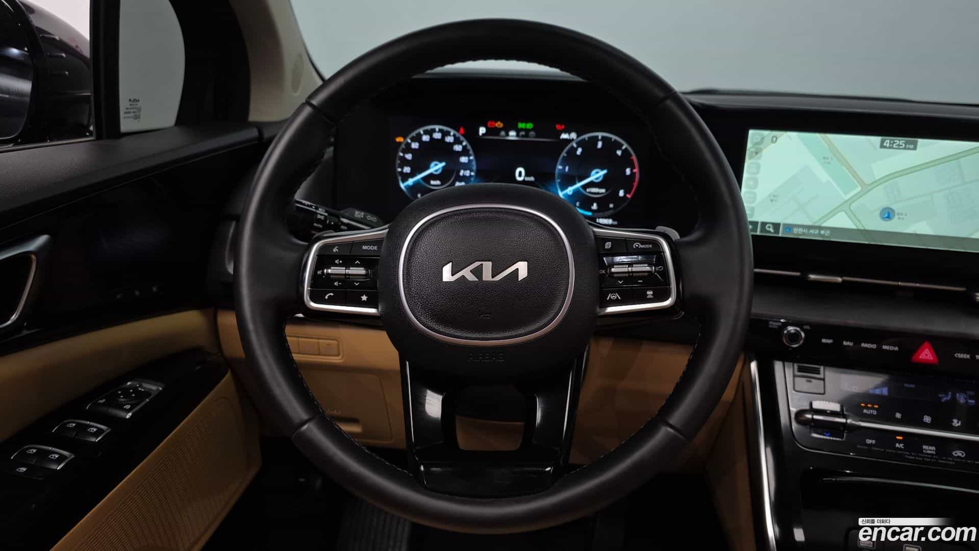 Canival Kia 2023.6-OPTION-017
