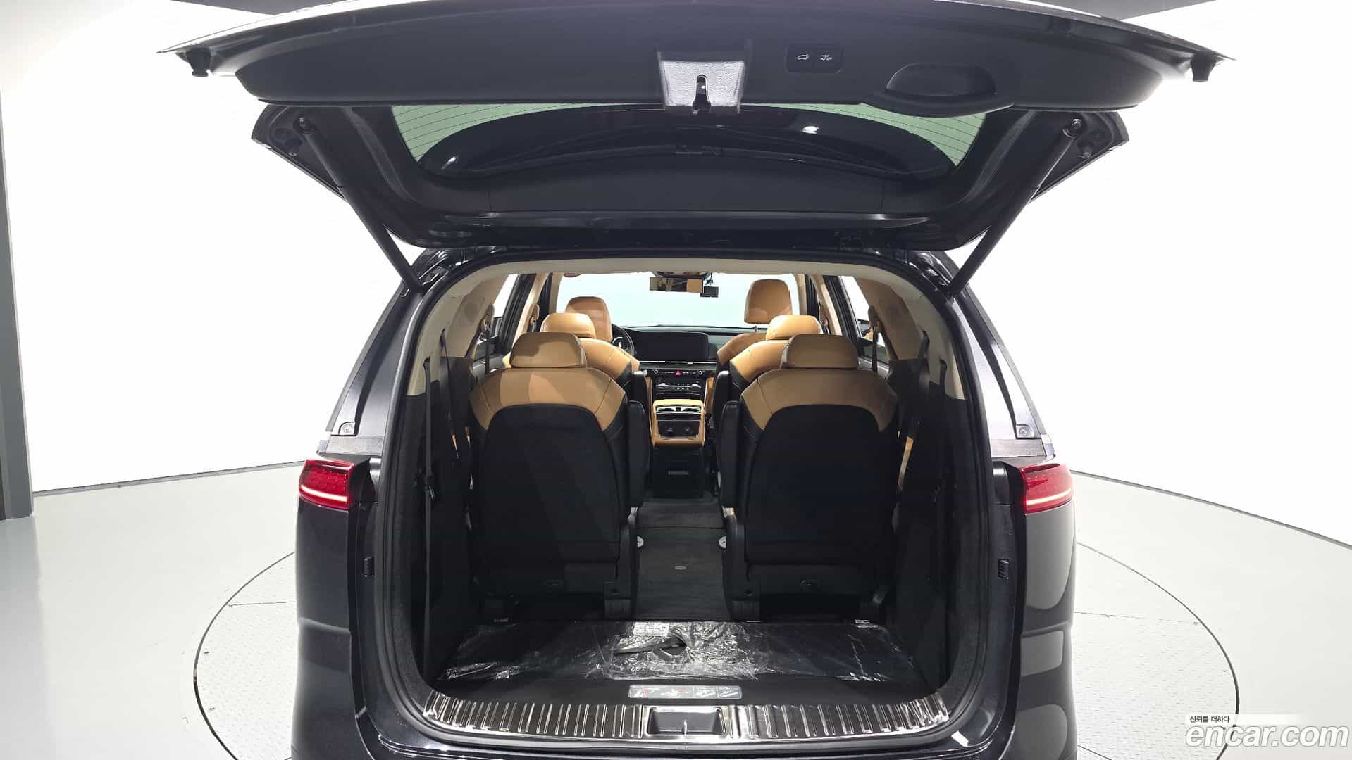 Canival Kia 2023.6-OPTION-024