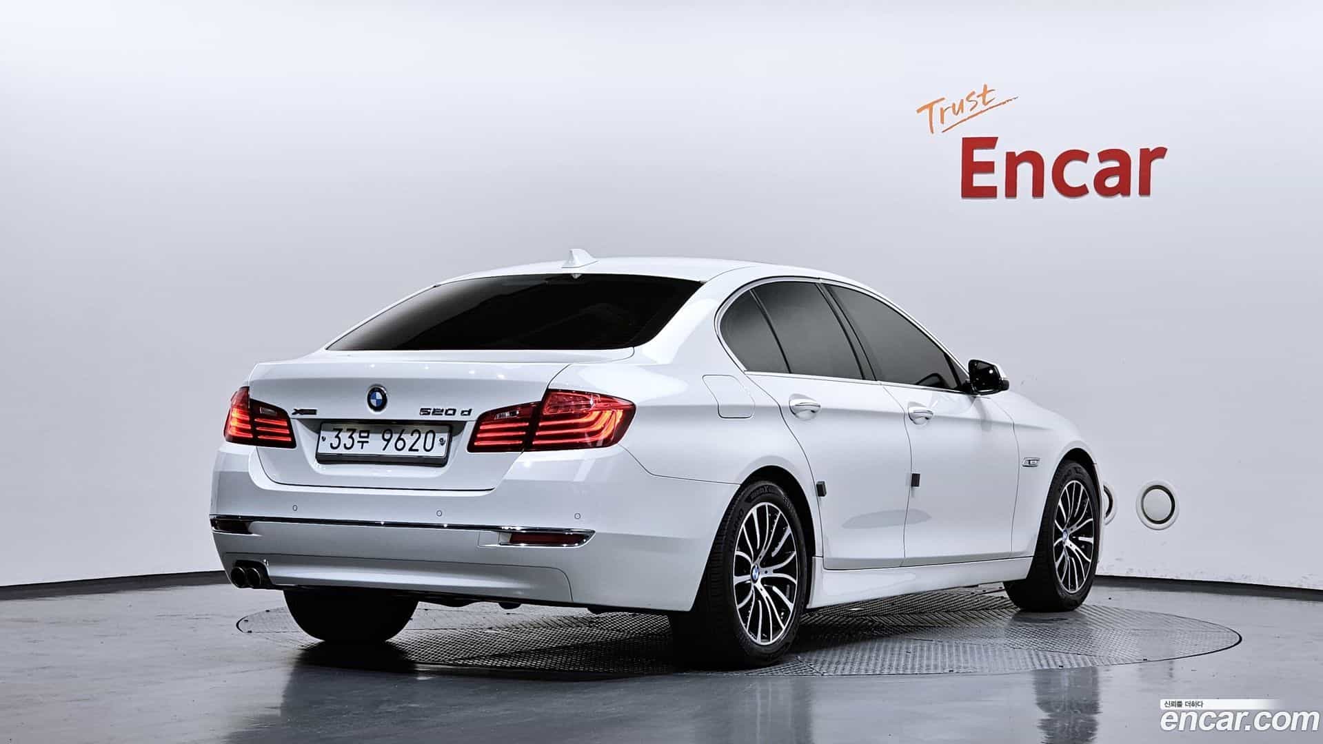 5-Series BMW 2014.7-OUTER-002