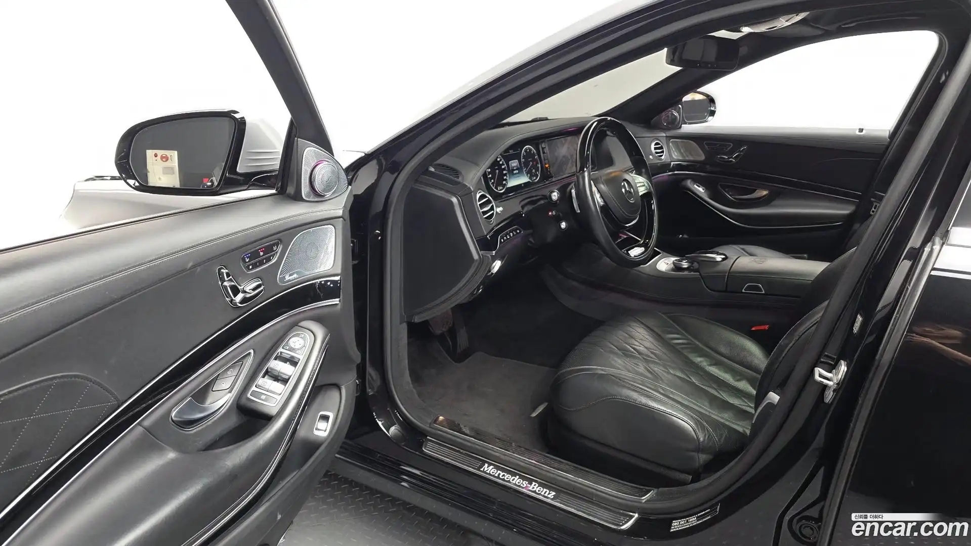 S-Class Mercedes-Benz 2015.11-INNER-010