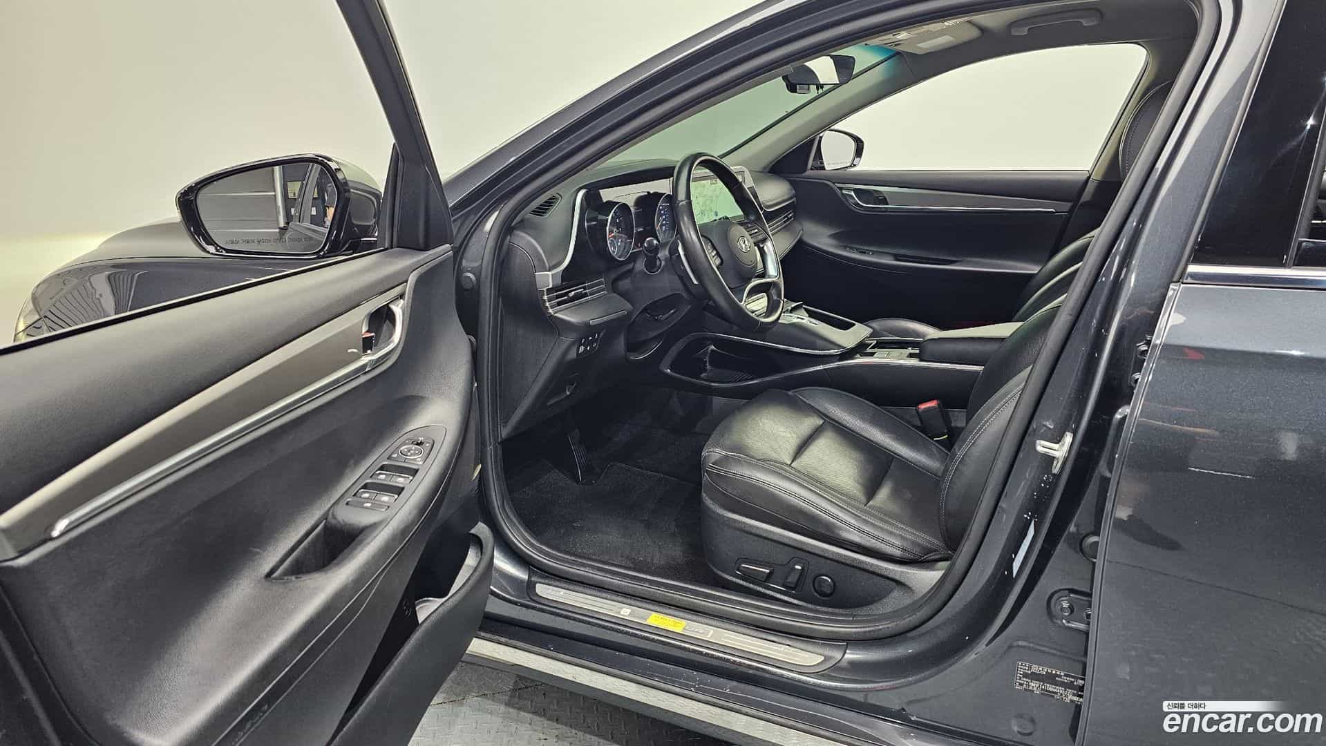 Grandeur Hyundai 2022.4-INNER-010