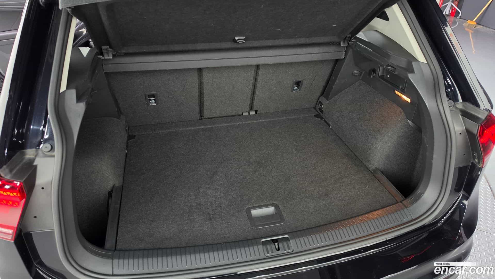 Tiguan Volkswagen 2020.7-OPTION-042